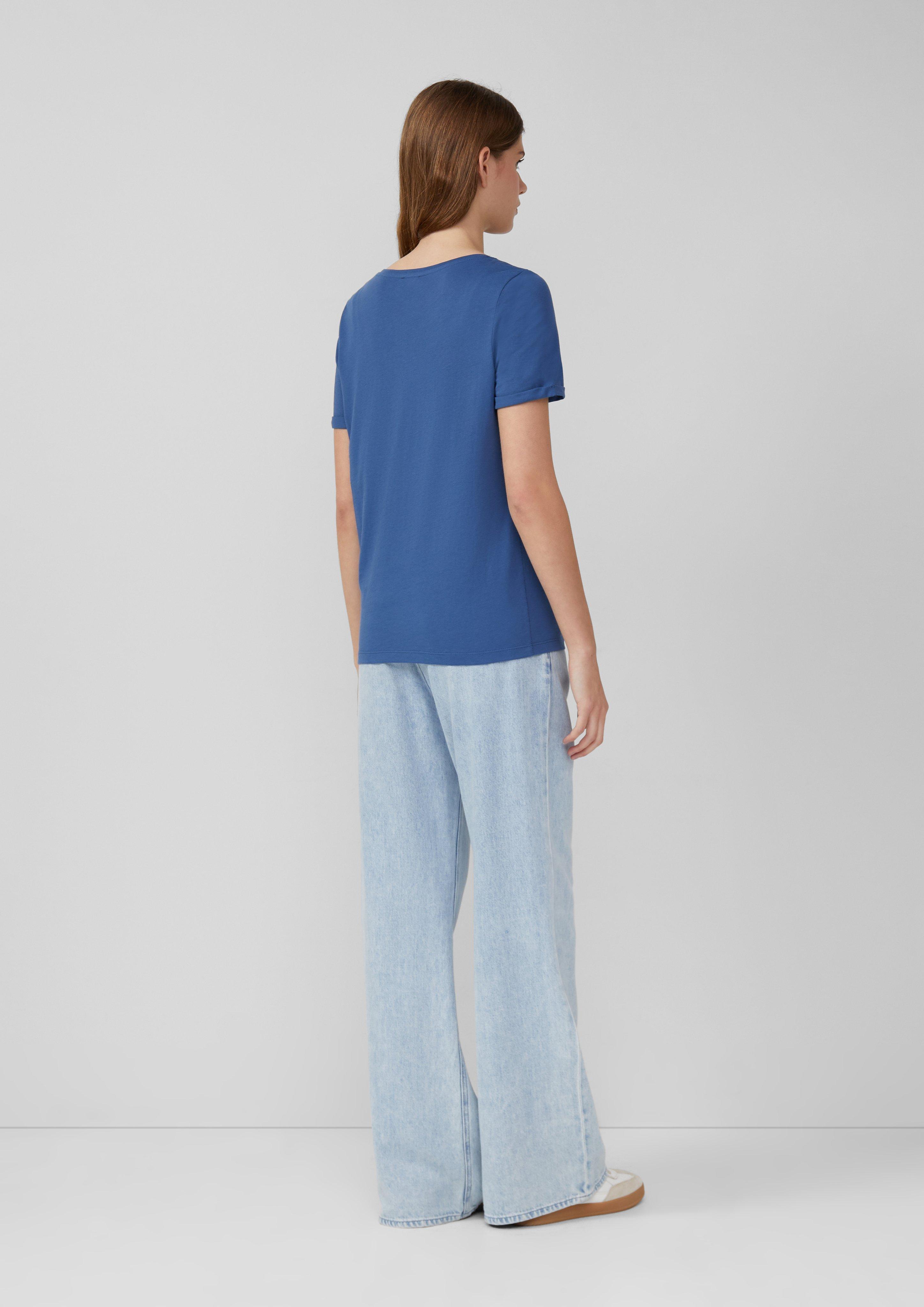 T-Shirt in 5527, 0100, 3902 & 9999