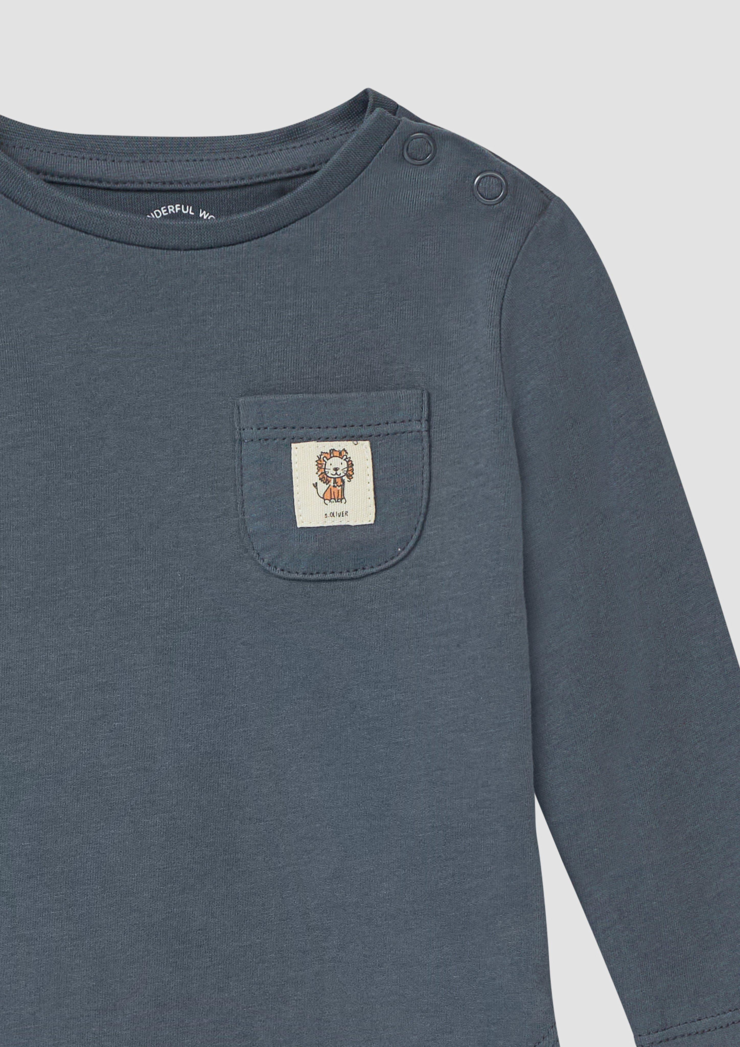 T-Shirt in 9825, 4450, 6145 & 0210