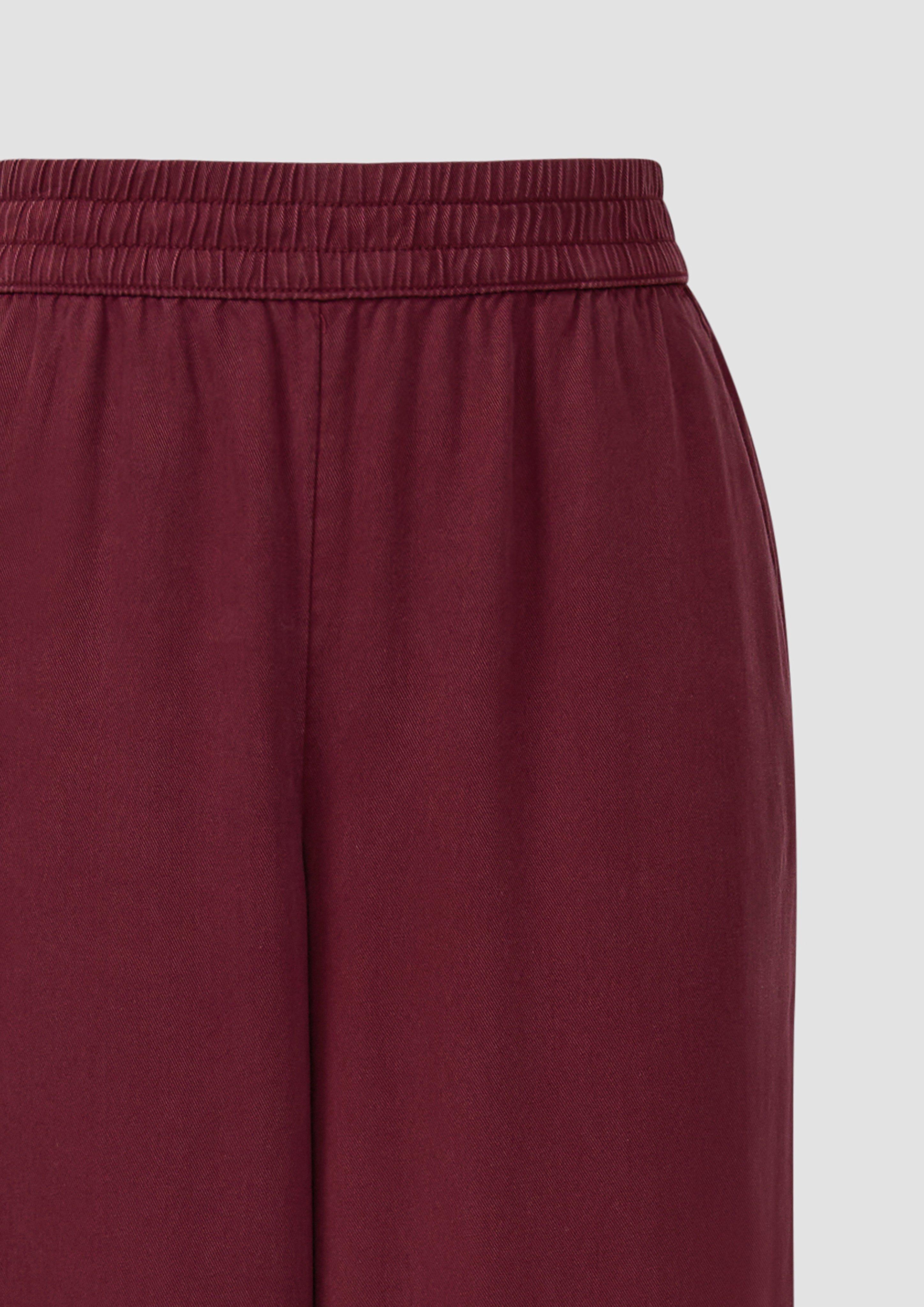 Broek in 3902 & 9999