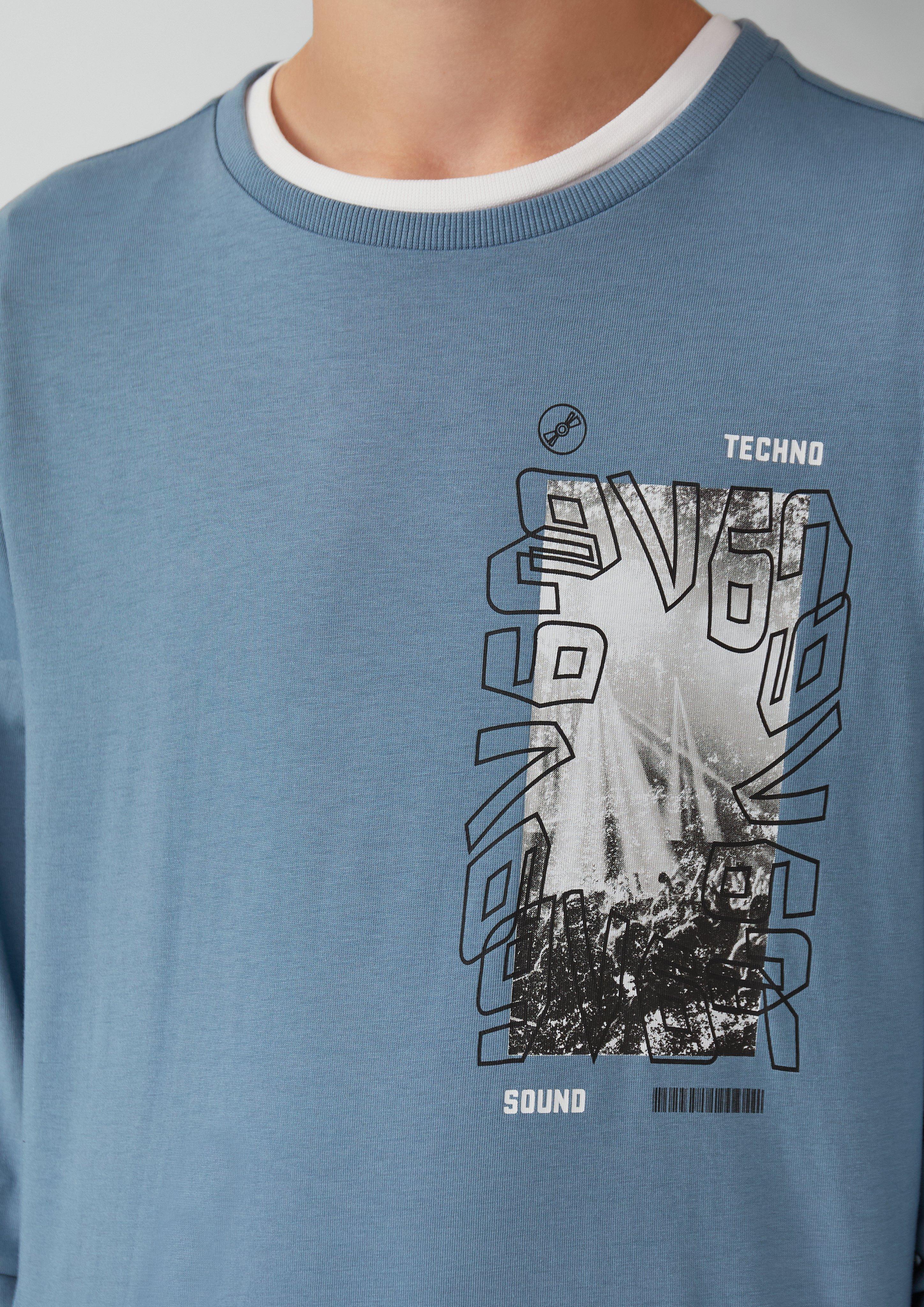 T-shirt in 5470, 9999, 3407 & 9001