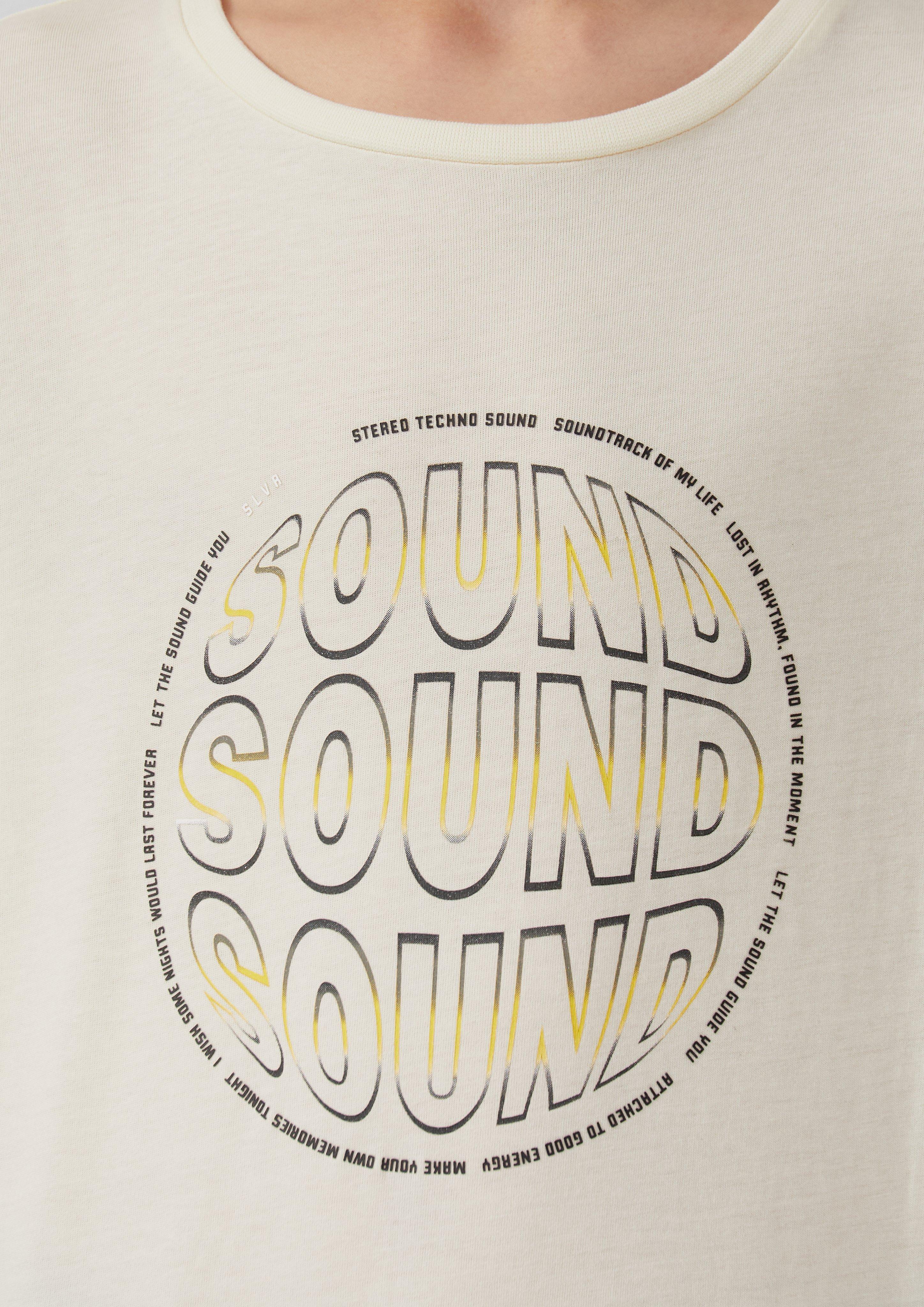 T-shirt in 9001, 3407 & 9999