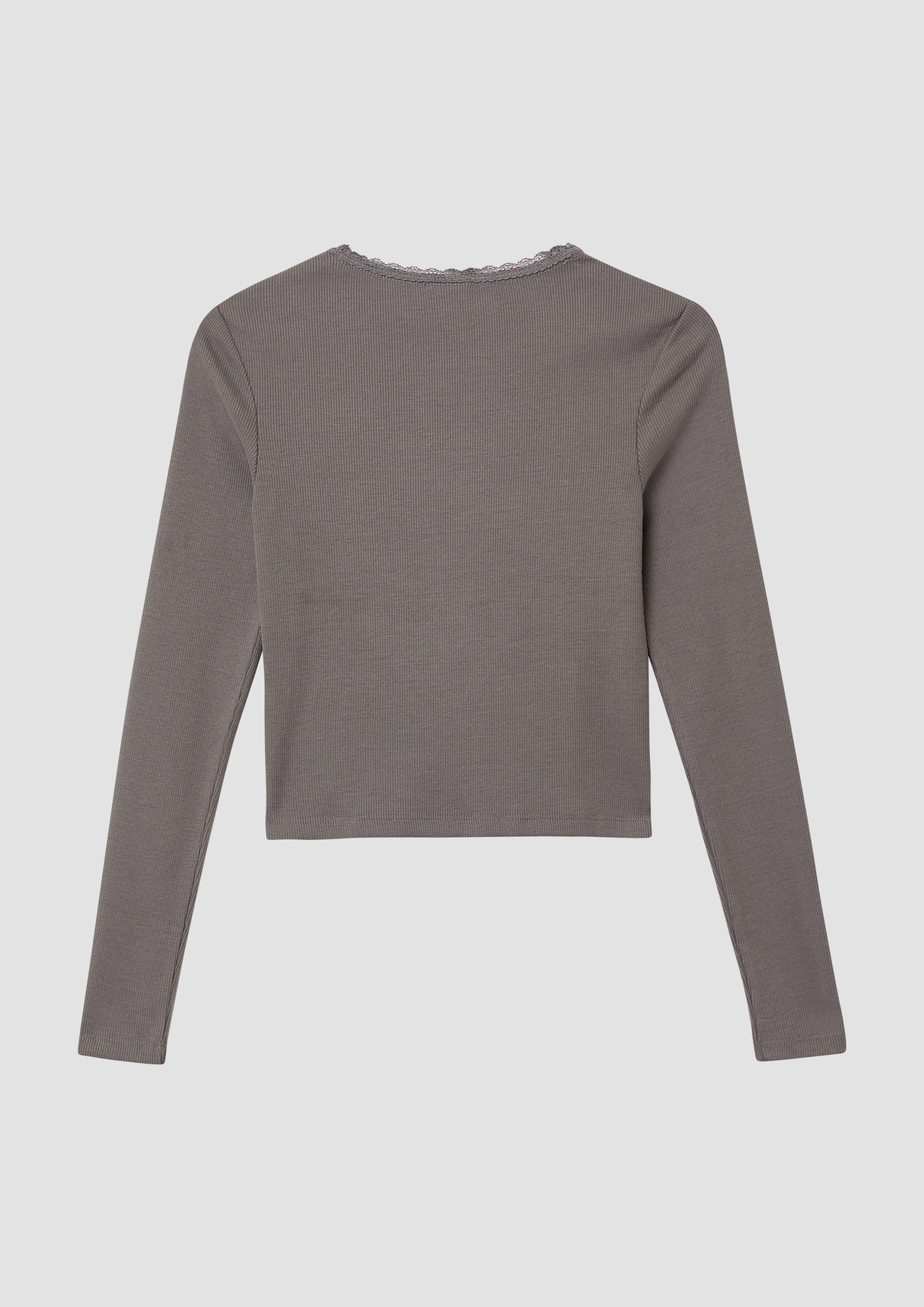 T-Shirt in 9820, 0210 & 4189