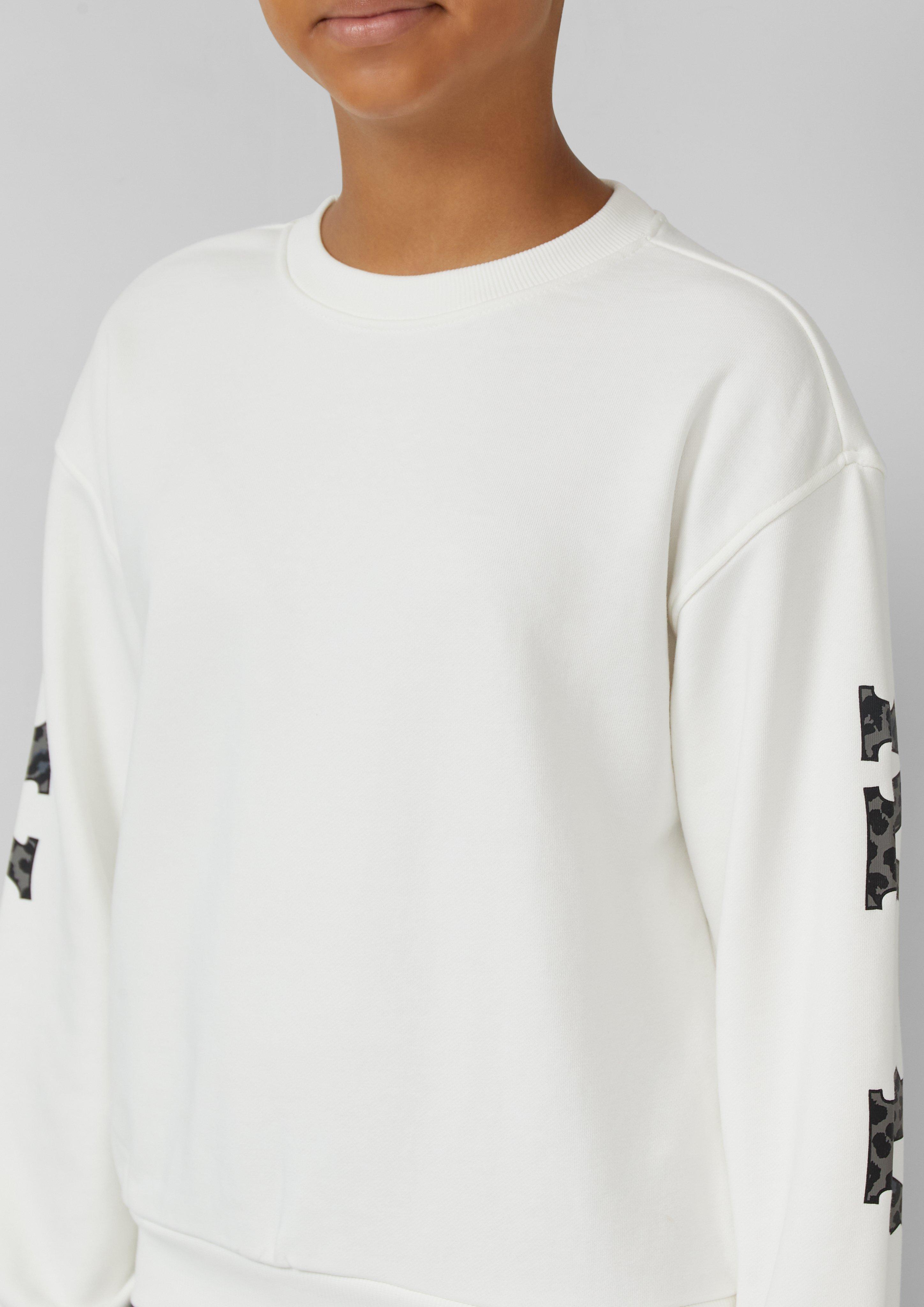 Sweatshirt in 0210 & 9999