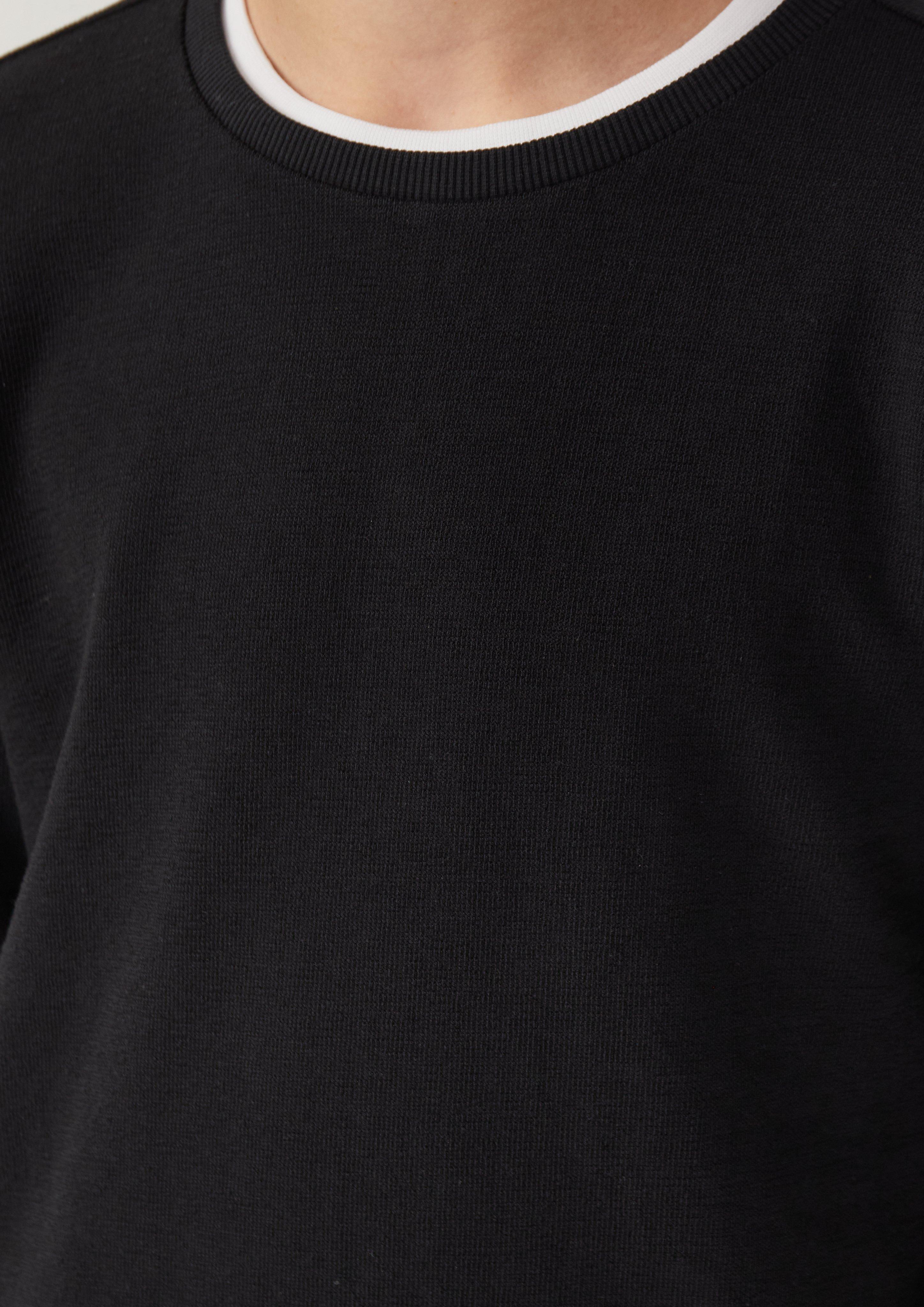 T-shirt in 9999, 5470 & 9001