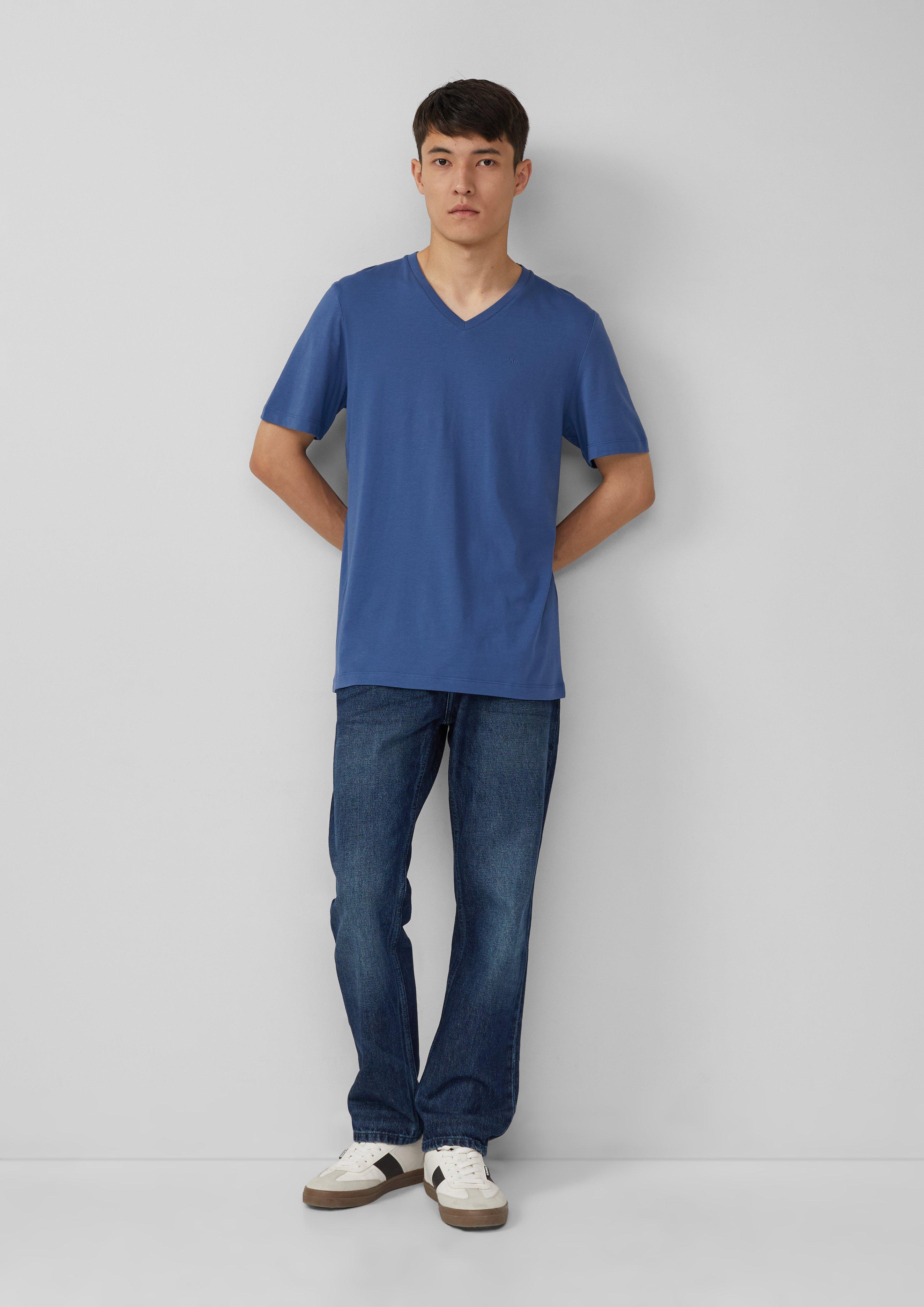 T-Shirt in 5527, 0100, 7953, 9573, 5026, 7301, 9999 & 5978