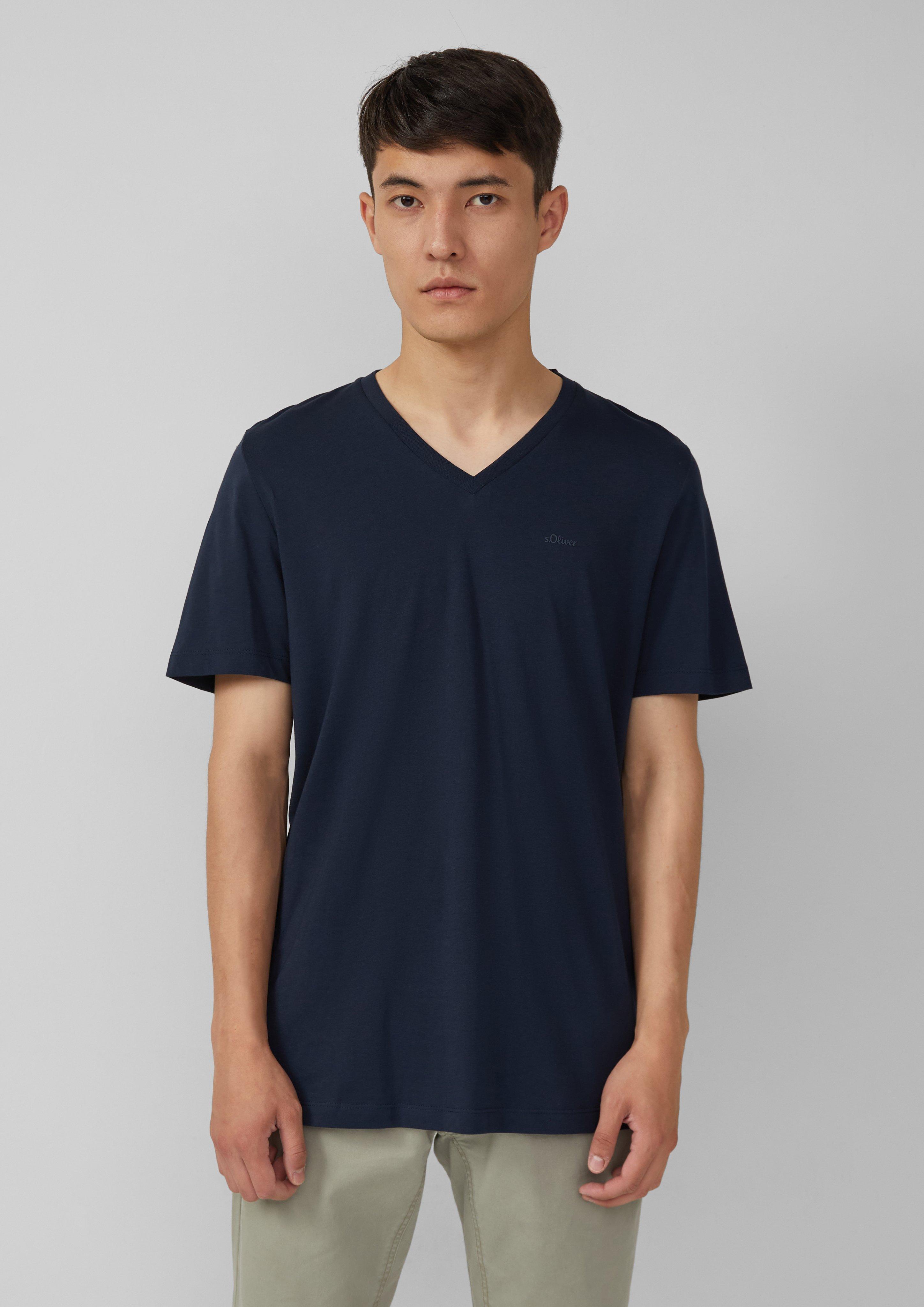 T-shirt in 5978, 0100, 7953, 9573, 5026, 7301, 9999 & 5527