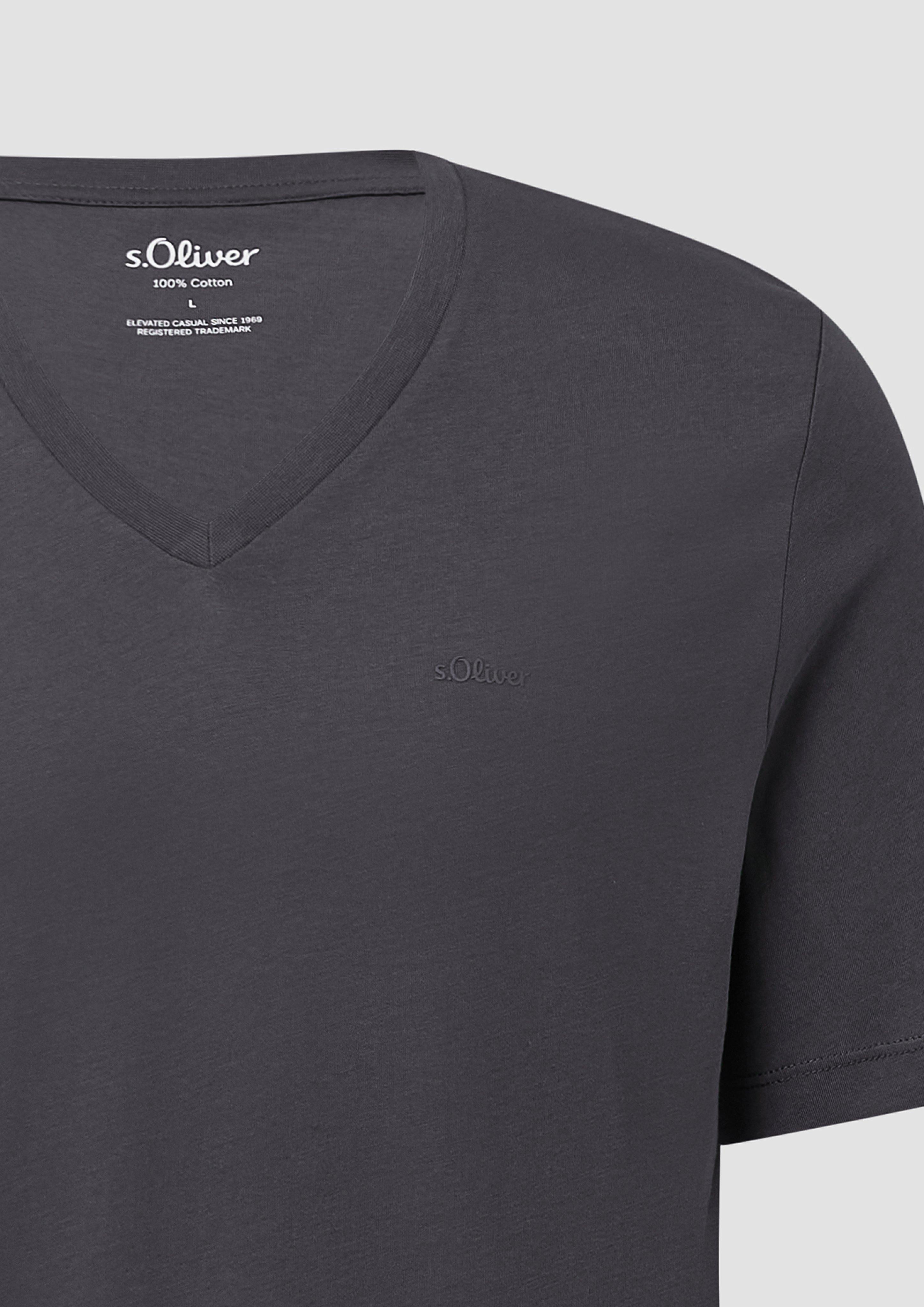 T-shirt in 9573, 0100, 7953, 5026, 7301, 9999, 5527 & 5978