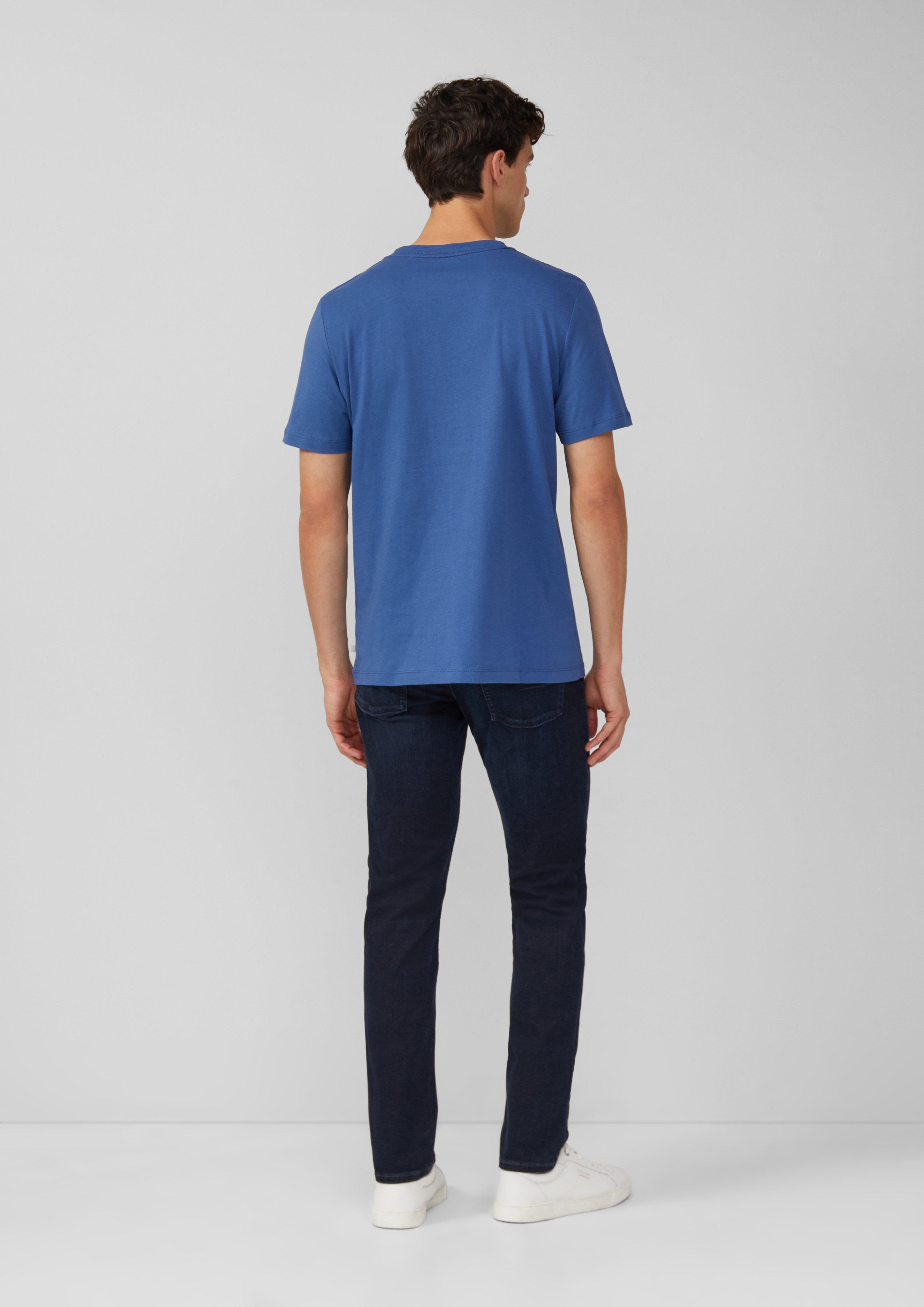 T-shirt in 55D1, 73D1, 50D1, 95D2, 73D2, 50D2, 01D1, 55D2, 01D2, 79D1, 79D2 & 59D1