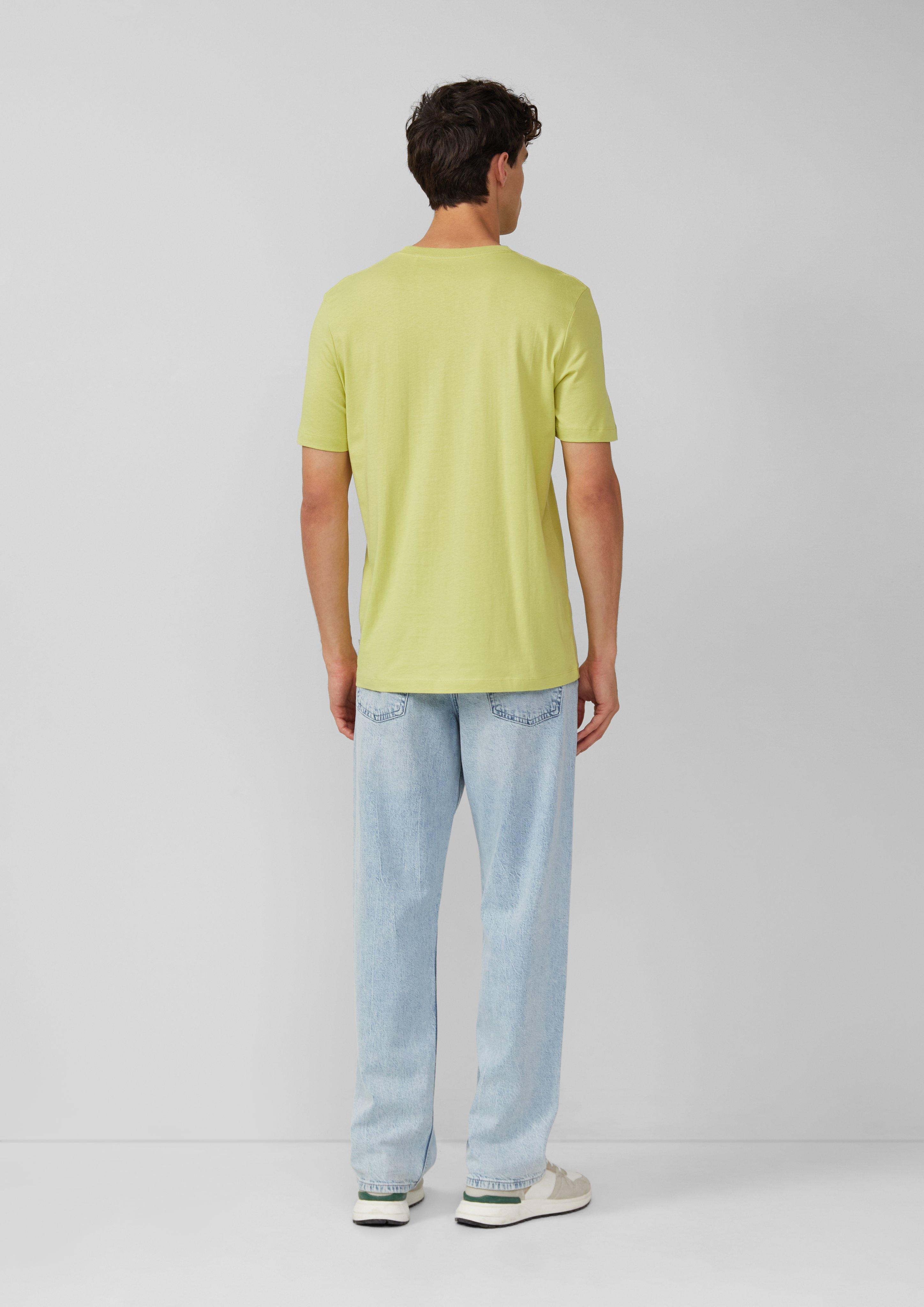 T-shirt in 73D2, 73D1, 50D1, 95D2, 50D2, 01D1, 55D2, 55D1, 01D2, 79D1, 79D2 & 59D1