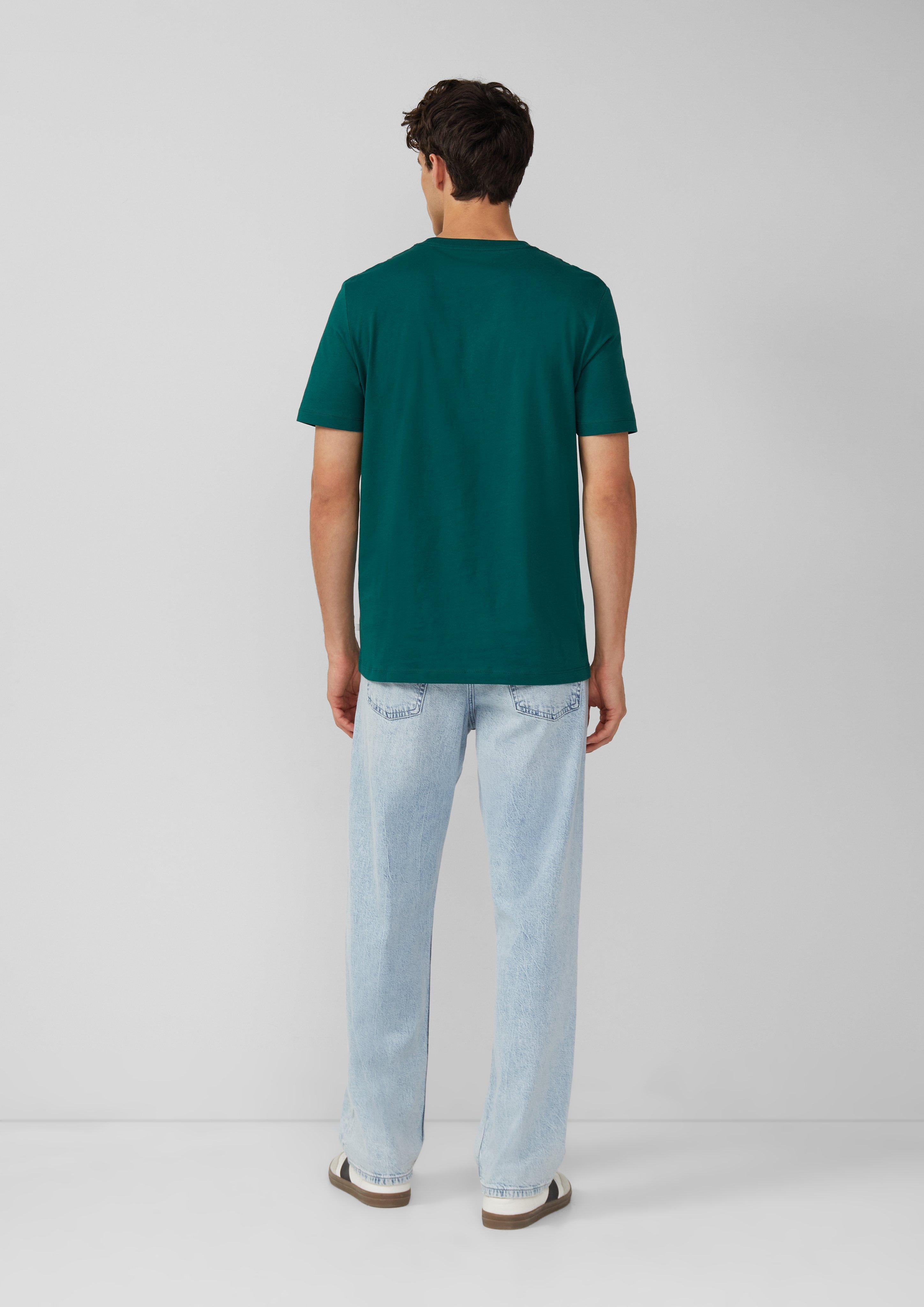 T-shirt in 79D1, 73D1, 50D1, 95D2, 73D2, 50D2, 01D1, 55D2, 55D1, 01D2, 79D2 & 59D1