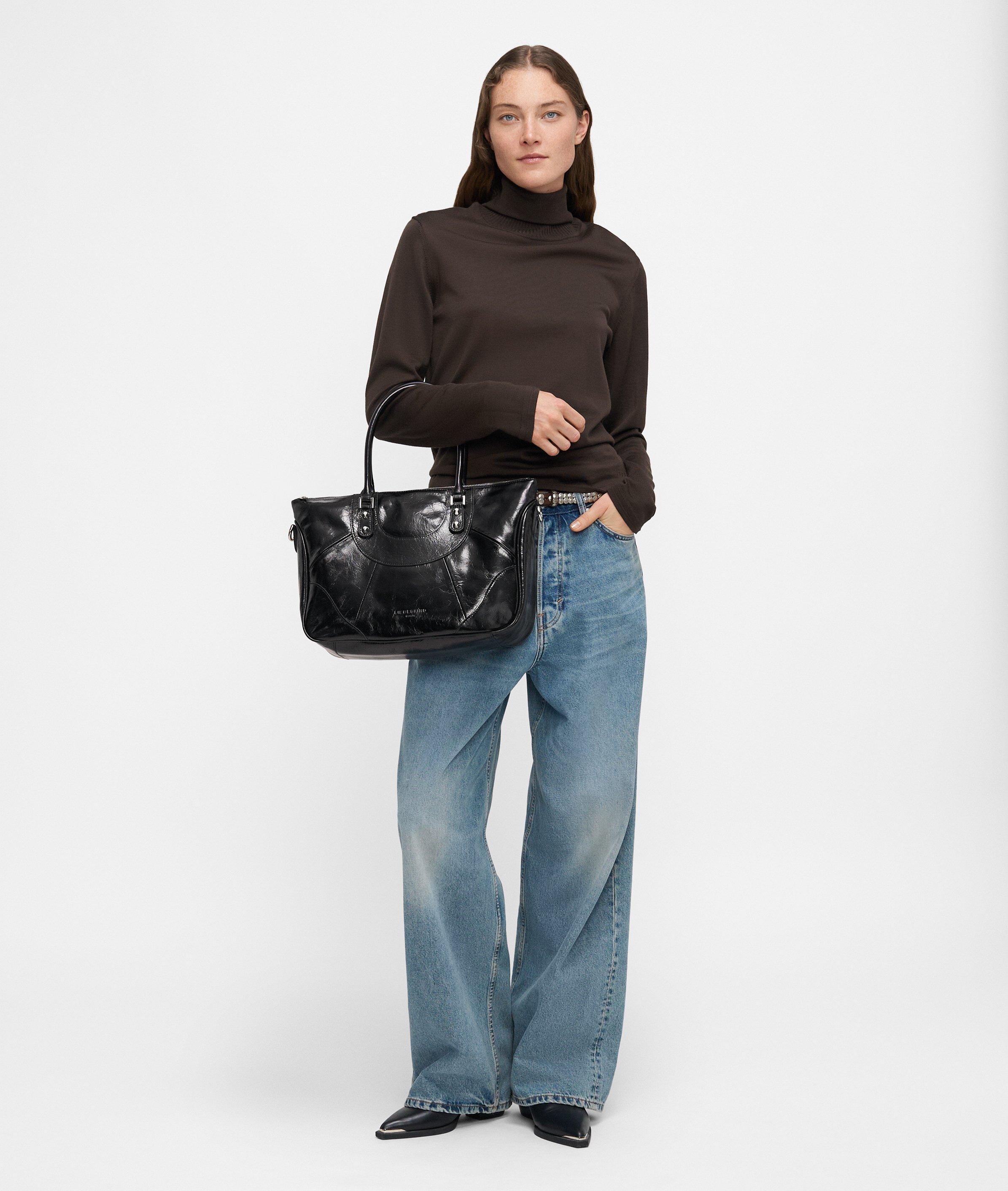 LIEBESKIND BERLIN Archive Esther Satchel M