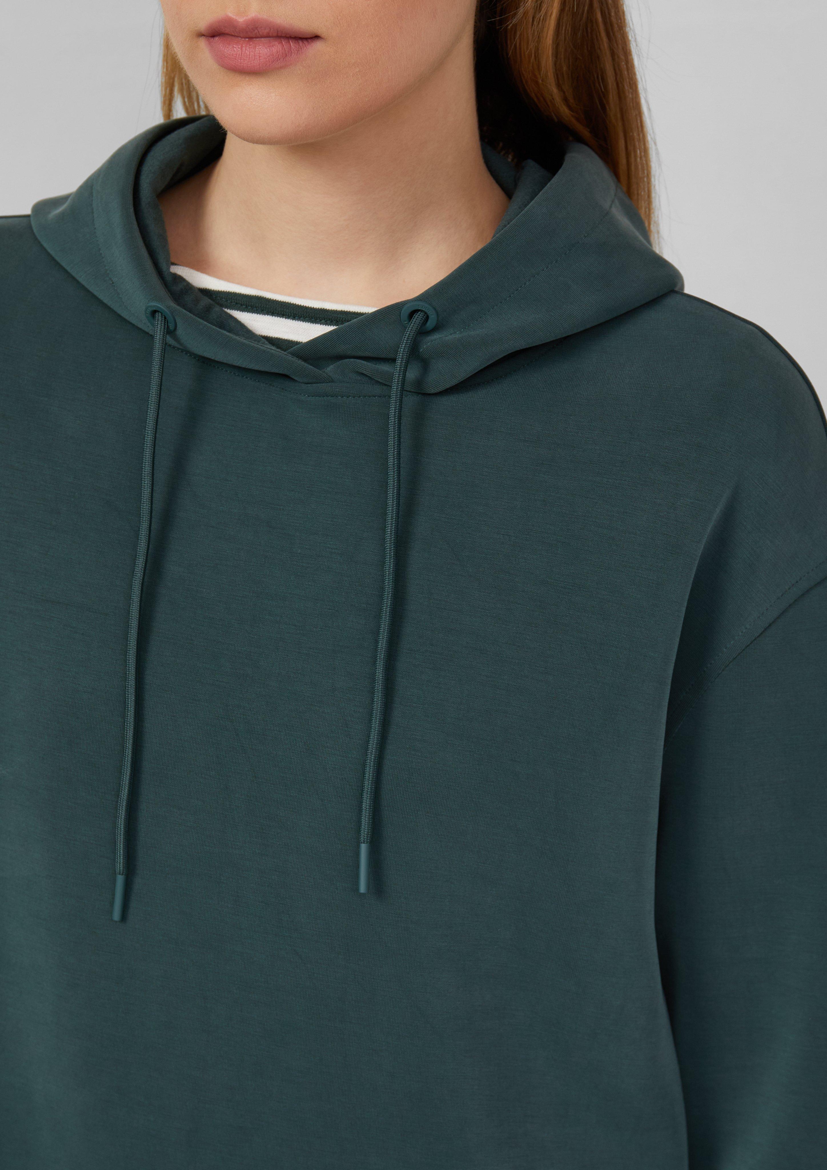 Sweatshirt in 6933, 0805, 3902 & 9999