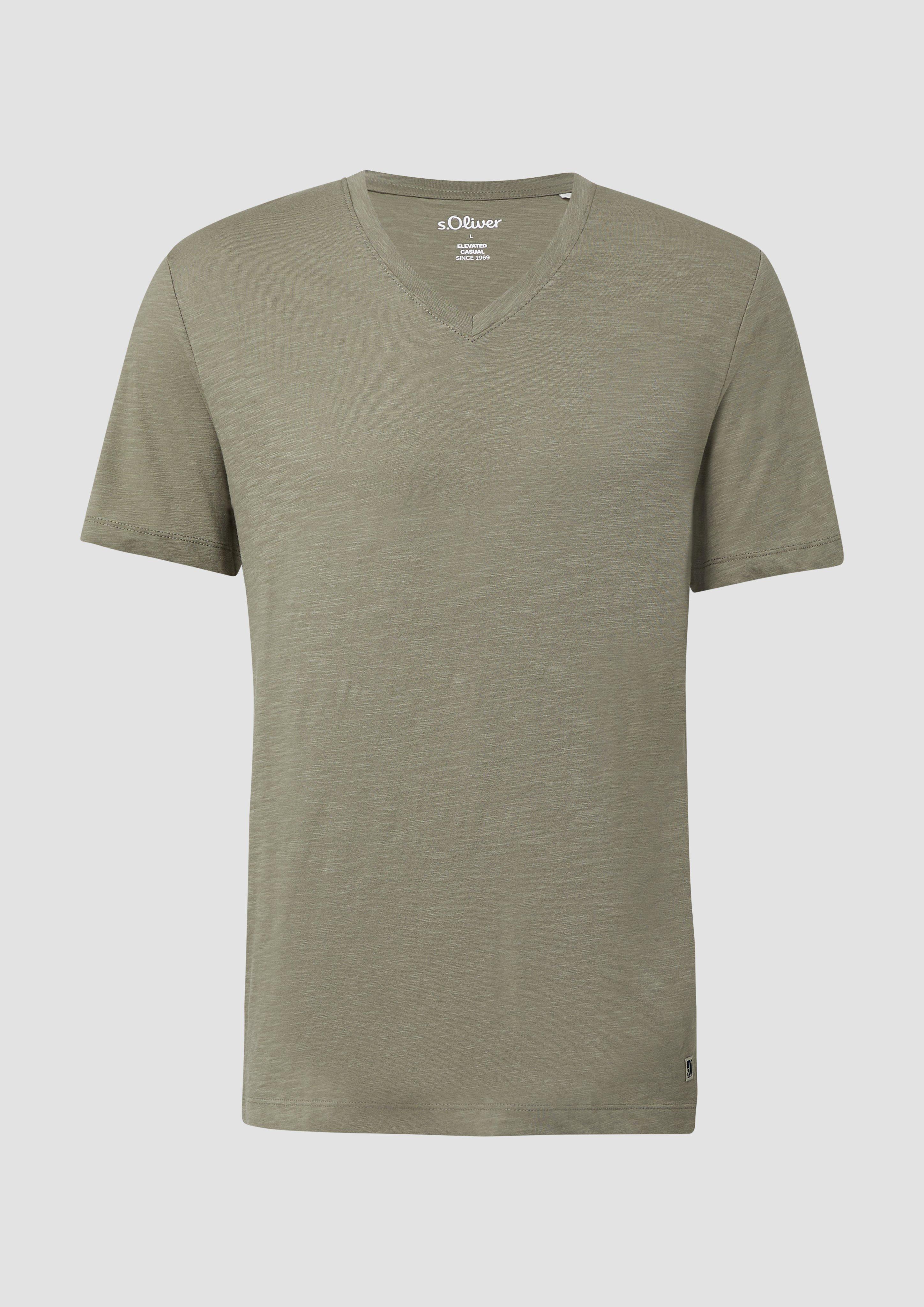 s.Oliver - T-Shirt aus Baumwolle mit V-Ausschnitt, Herren, Grün