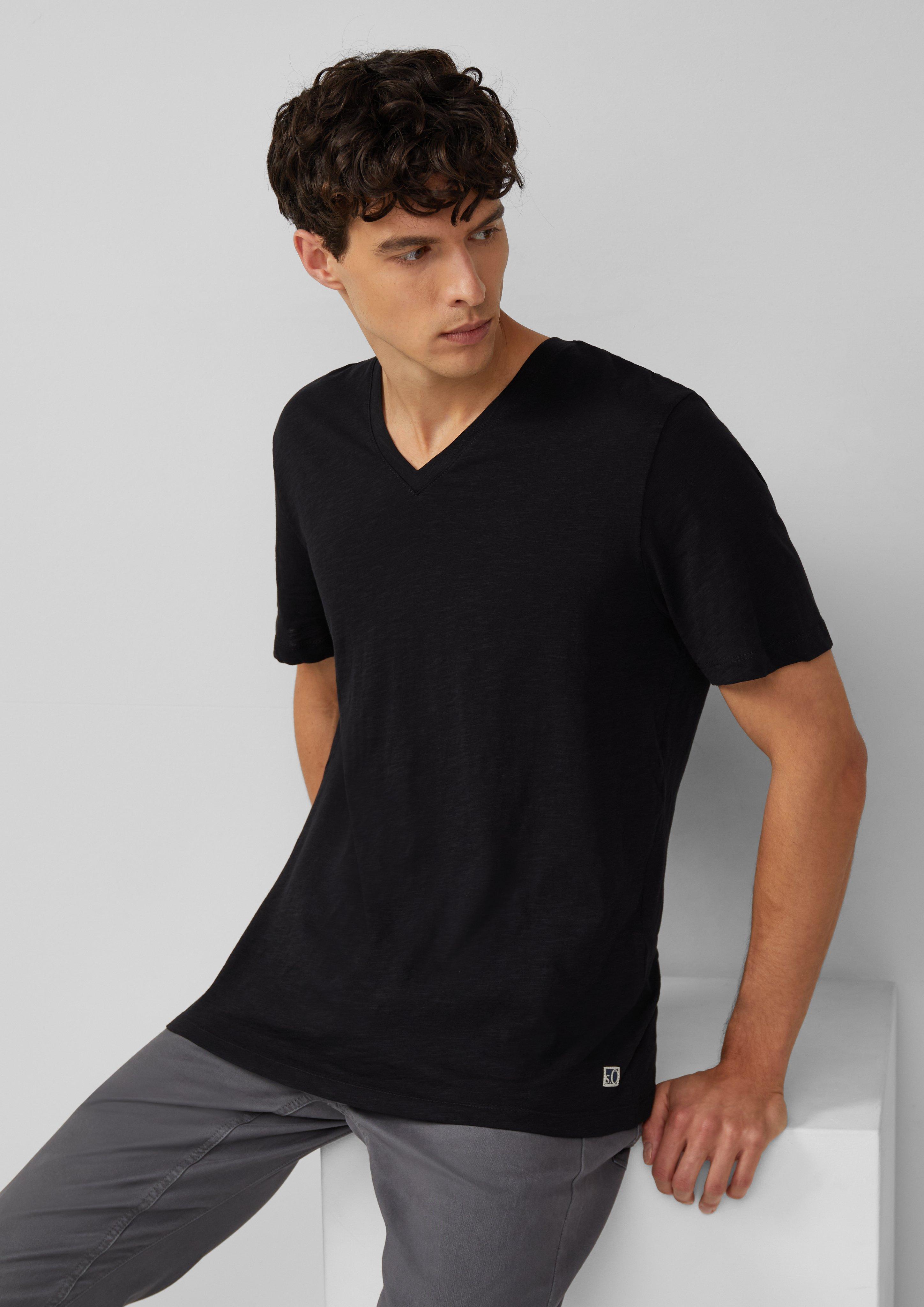 T-shirt in 9999, 5527, 5978, 9573, 0120, 7301, 7853 & 7953