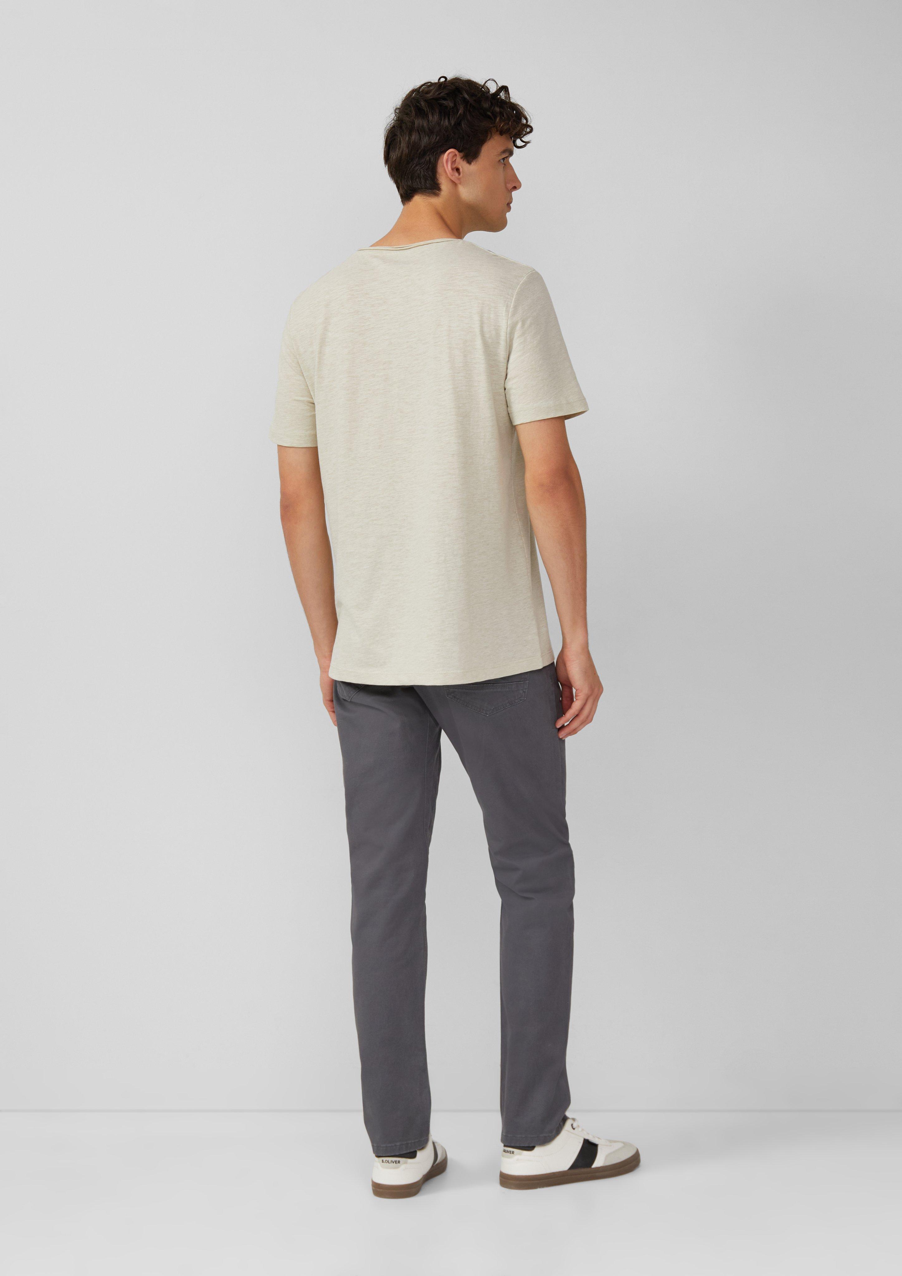 T-shirt in 01D2, 50D2, 73D1, 95D1, 59D2, 59D1, 01D1, 55D1, 79D2 & 99D2