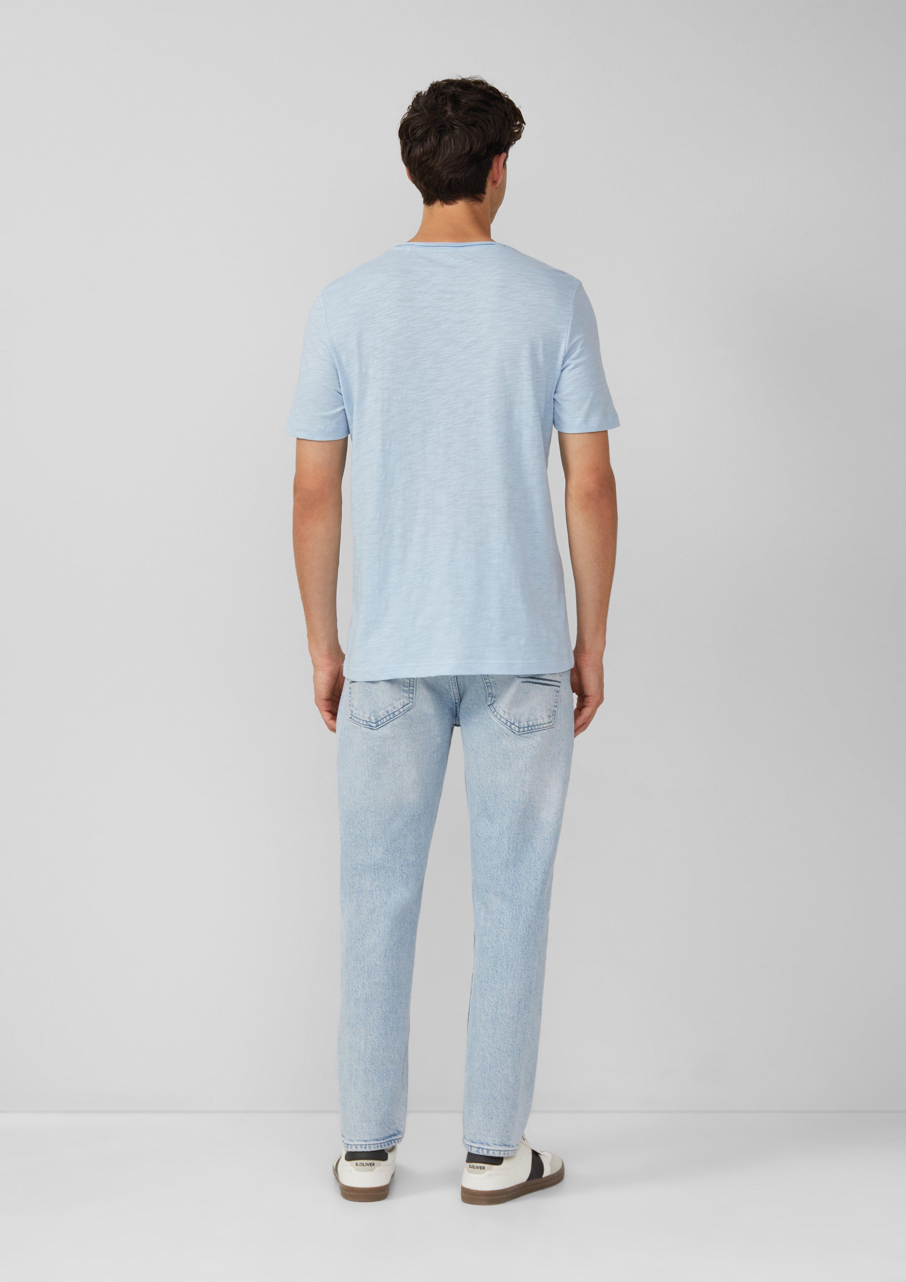 T-shirt in 50D2, 73D1, 95D1, 01D2, 59D2, 59D1, 01D1, 55D1, 79D2 & 99D2