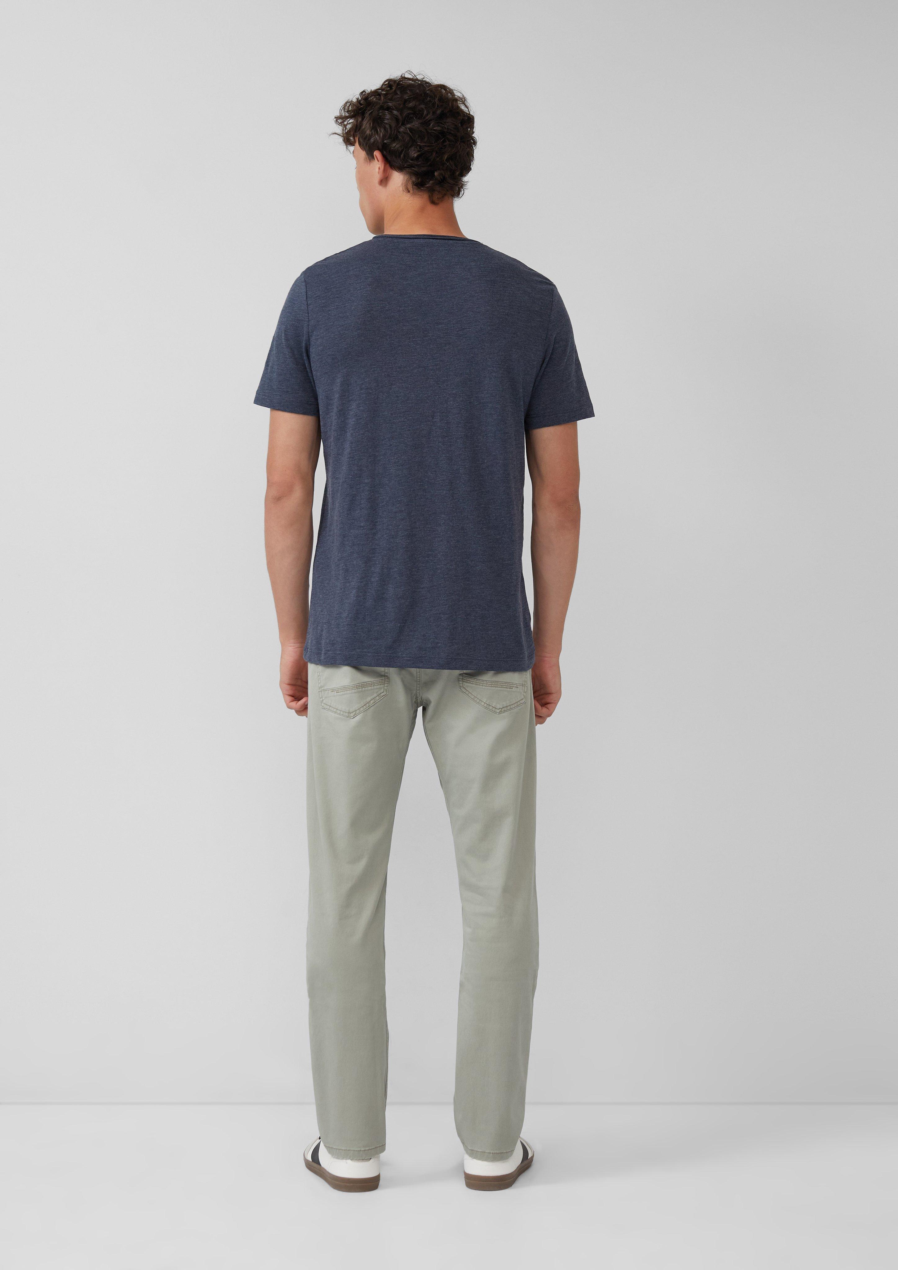 T-shirt in 59D1, 50D2, 73D1, 95D1, 01D2, 59D2, 01D1, 55D1, 79D2 & 99D2