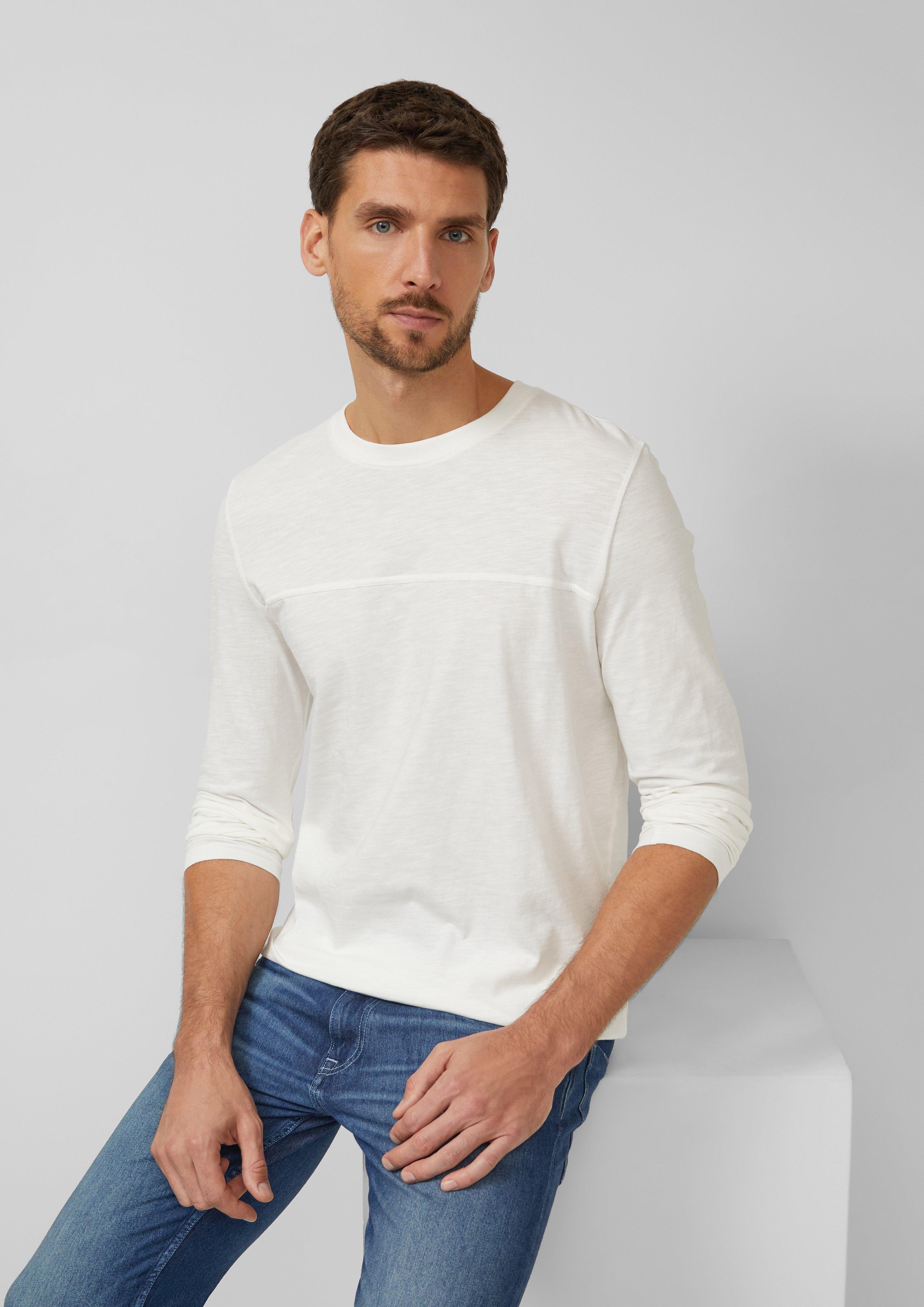 T-shirt in 0120, 9508 & 5826