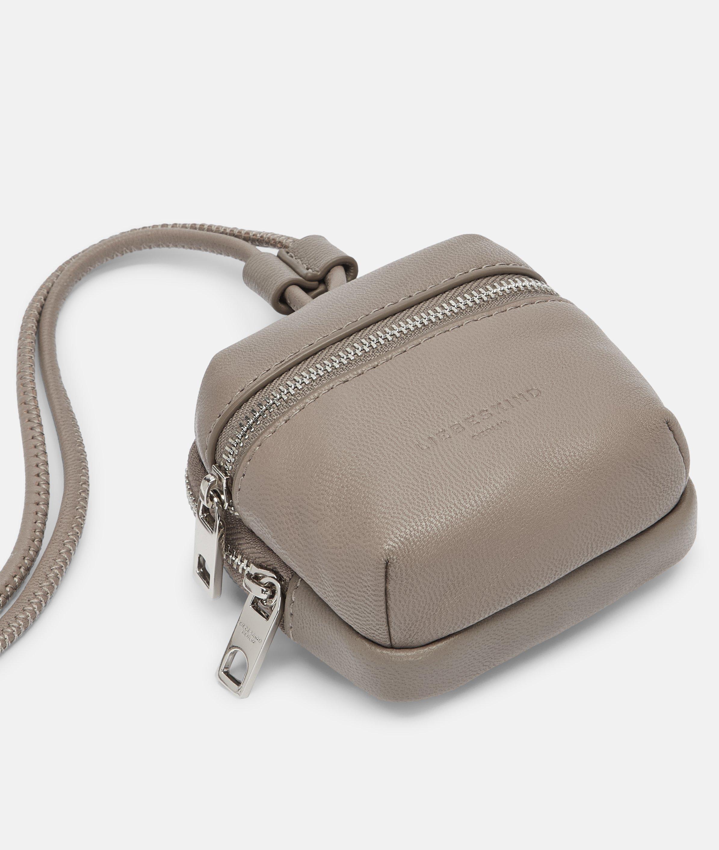 Pouch key ring in brown & black