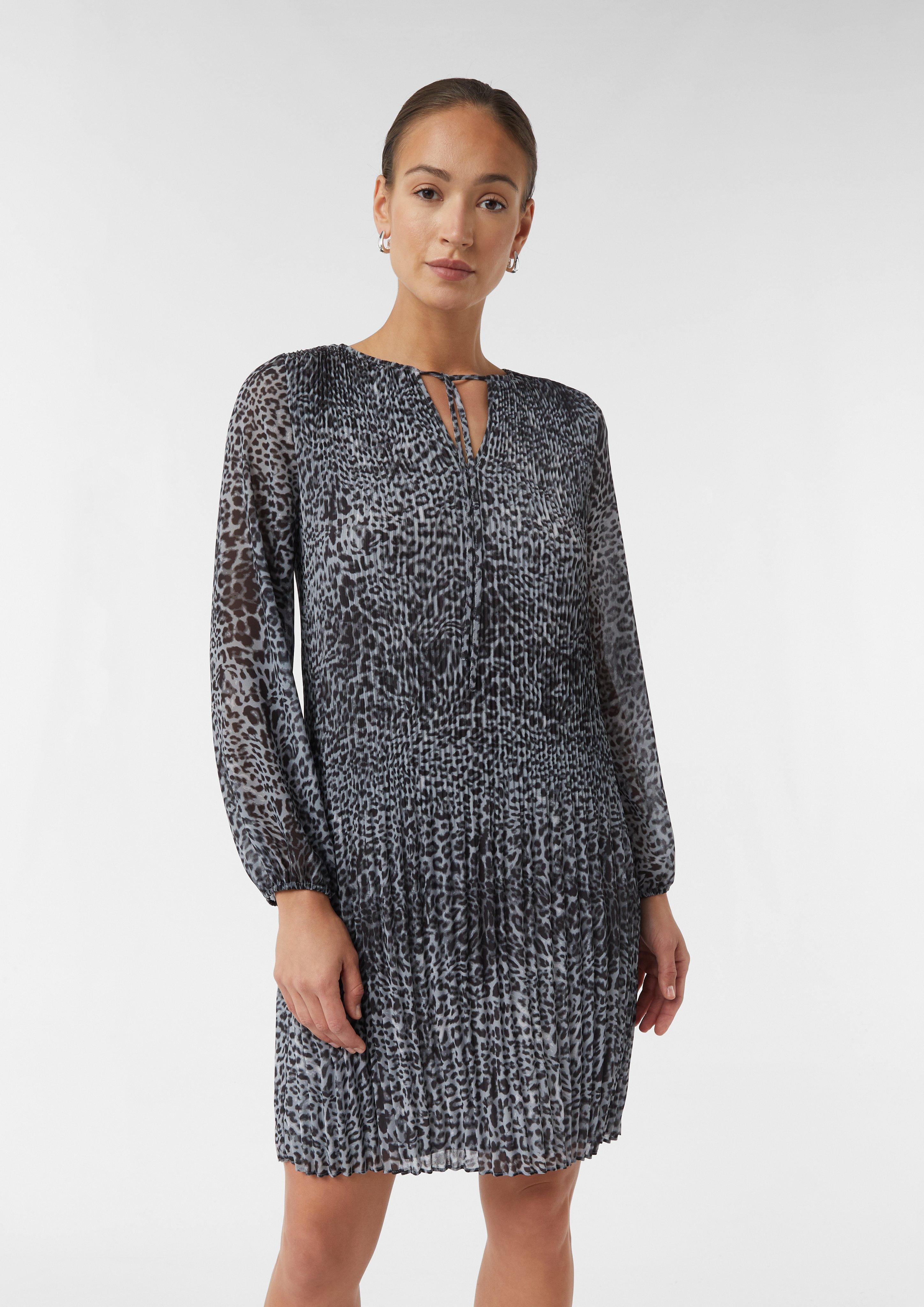 Kleid in 99A0 & 99B1