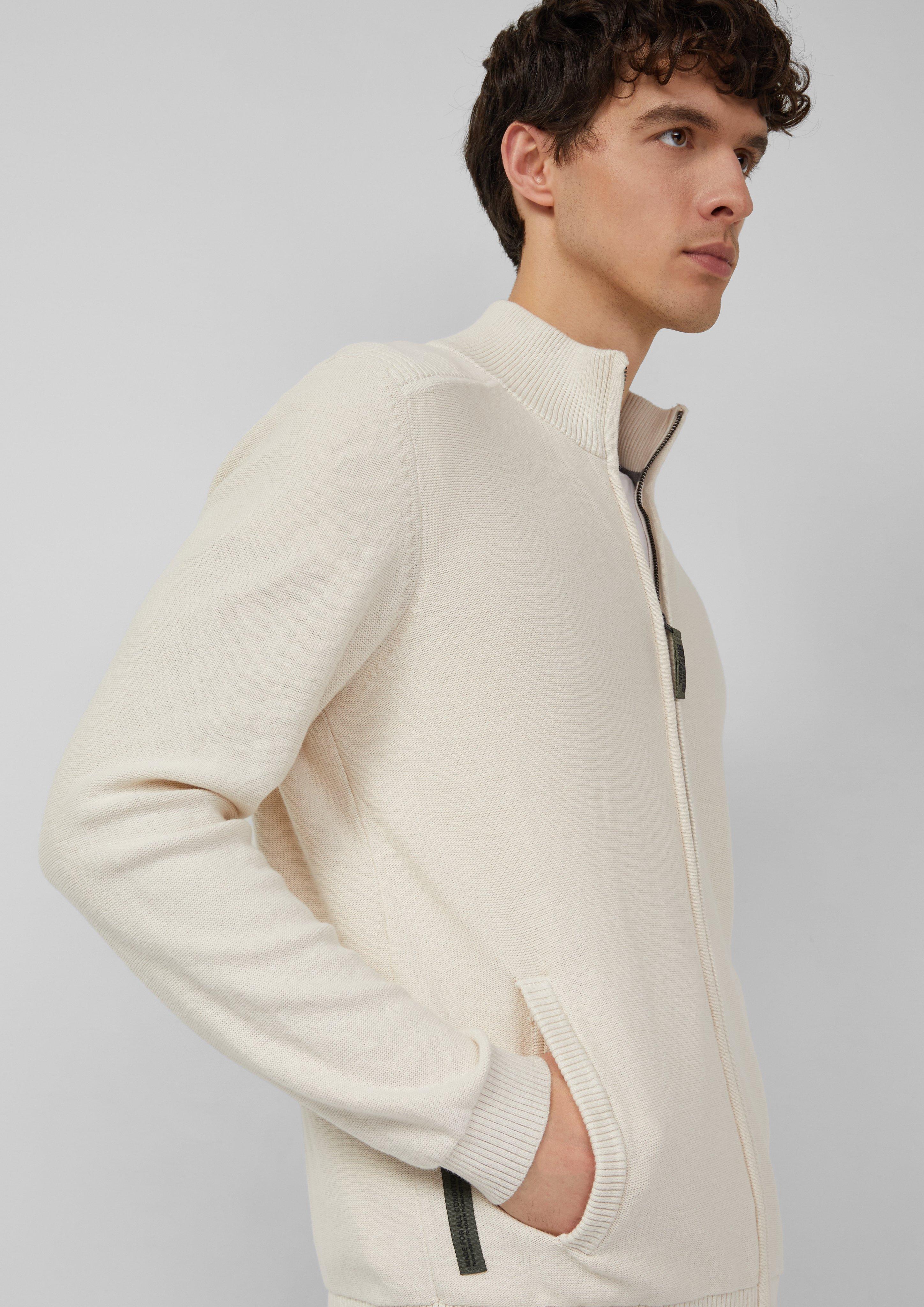 Cardigan in 9000, 9730, 7938 & 5826