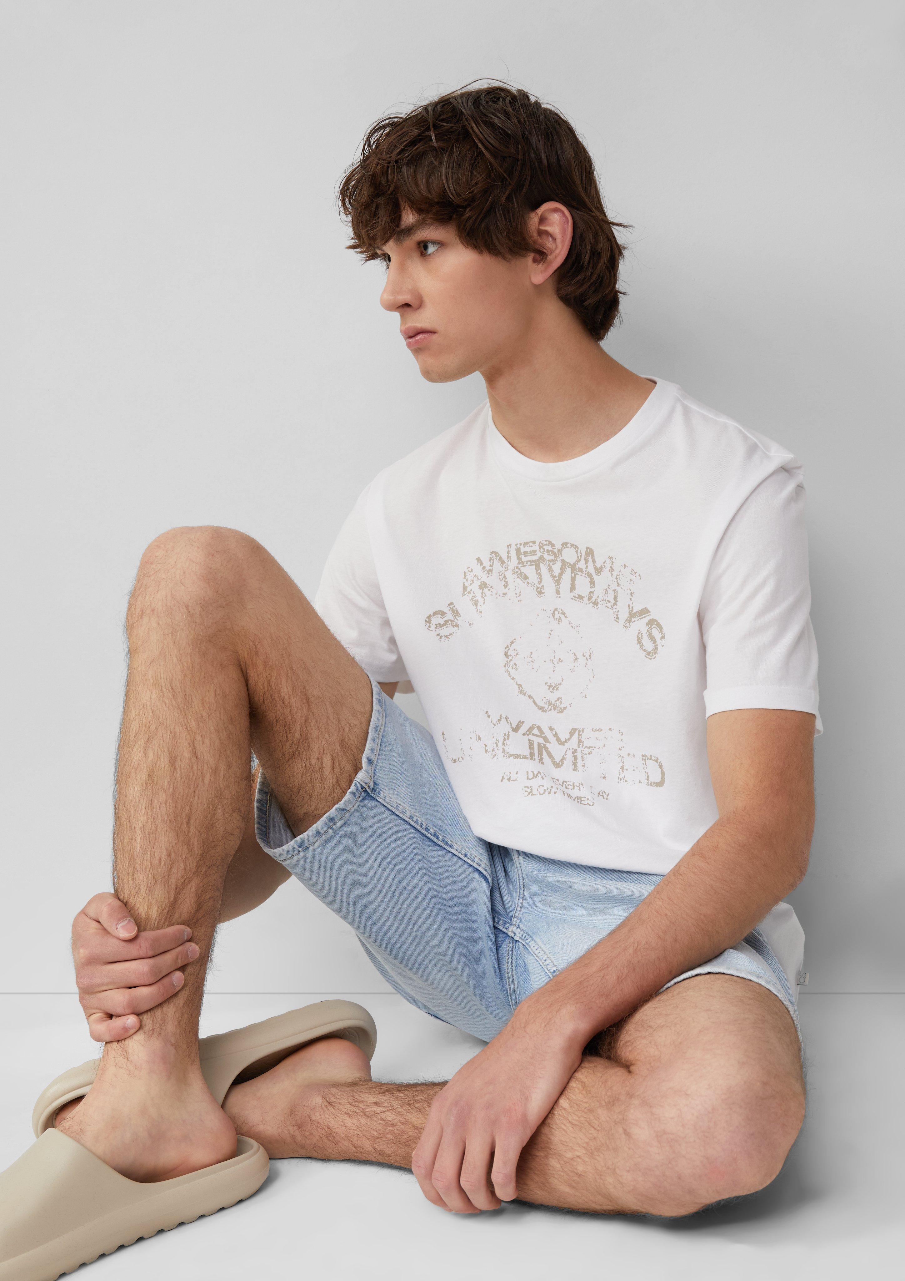 T-Shirt in 01D2, 99D2, 53D1 & 80D1