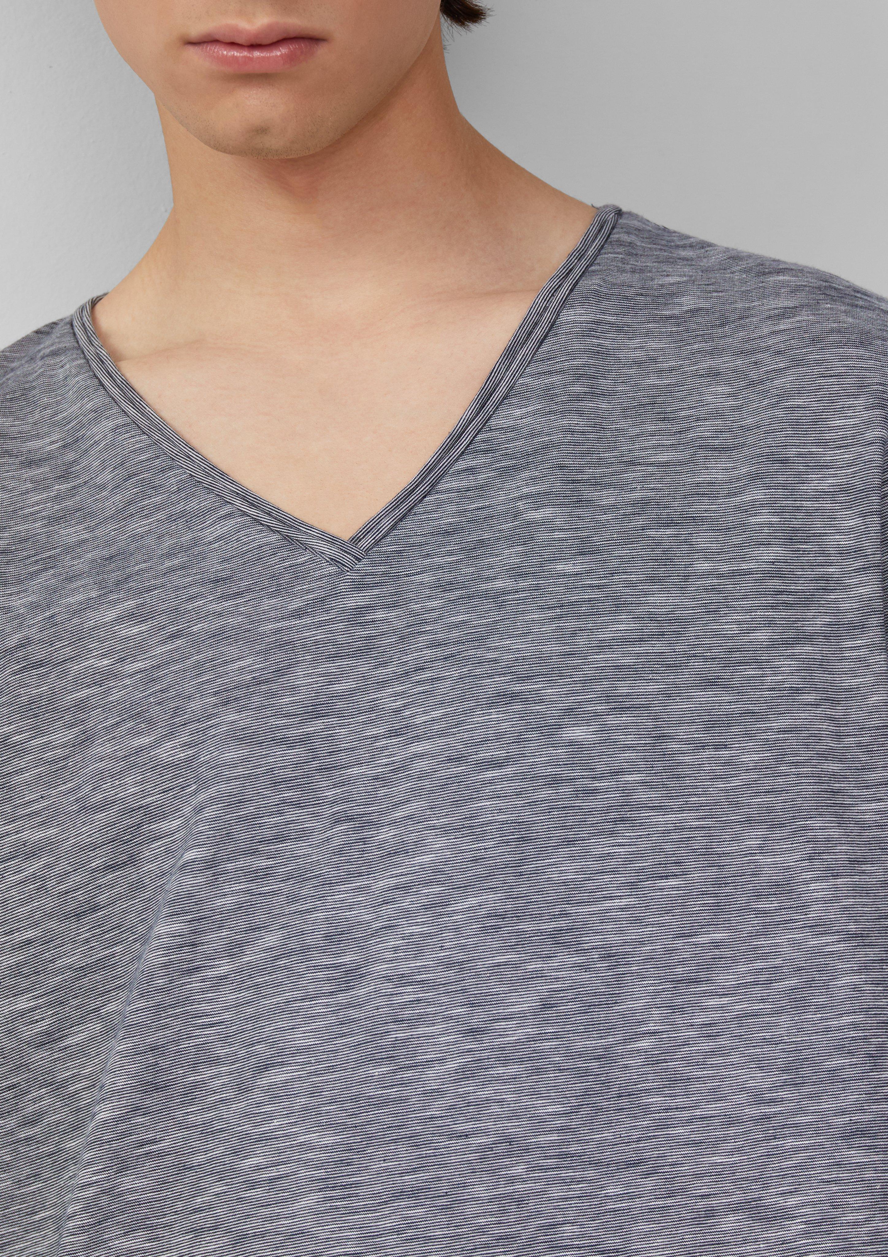 T-shirt in 58W0 & 20W0