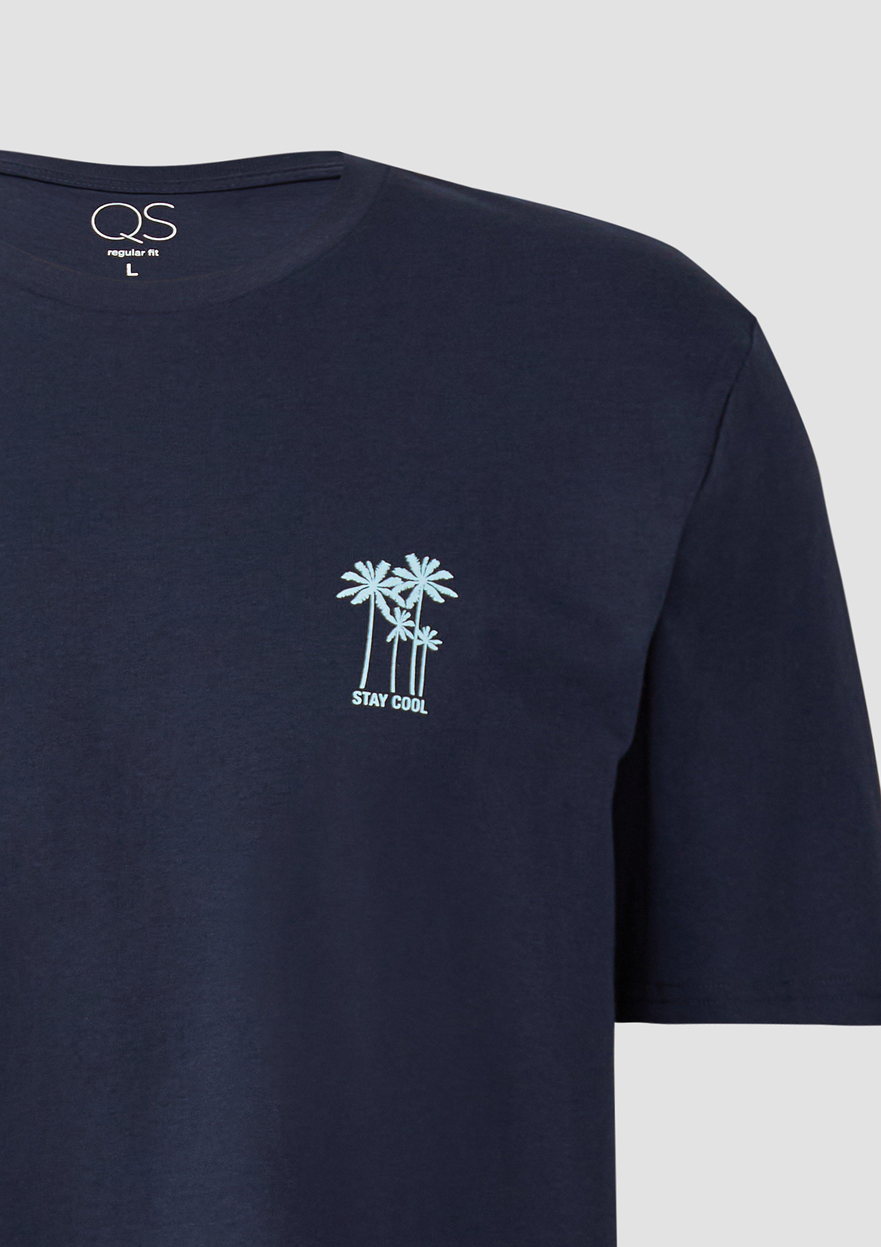 T-shirt in 5884, 0100, 2063 & 1040