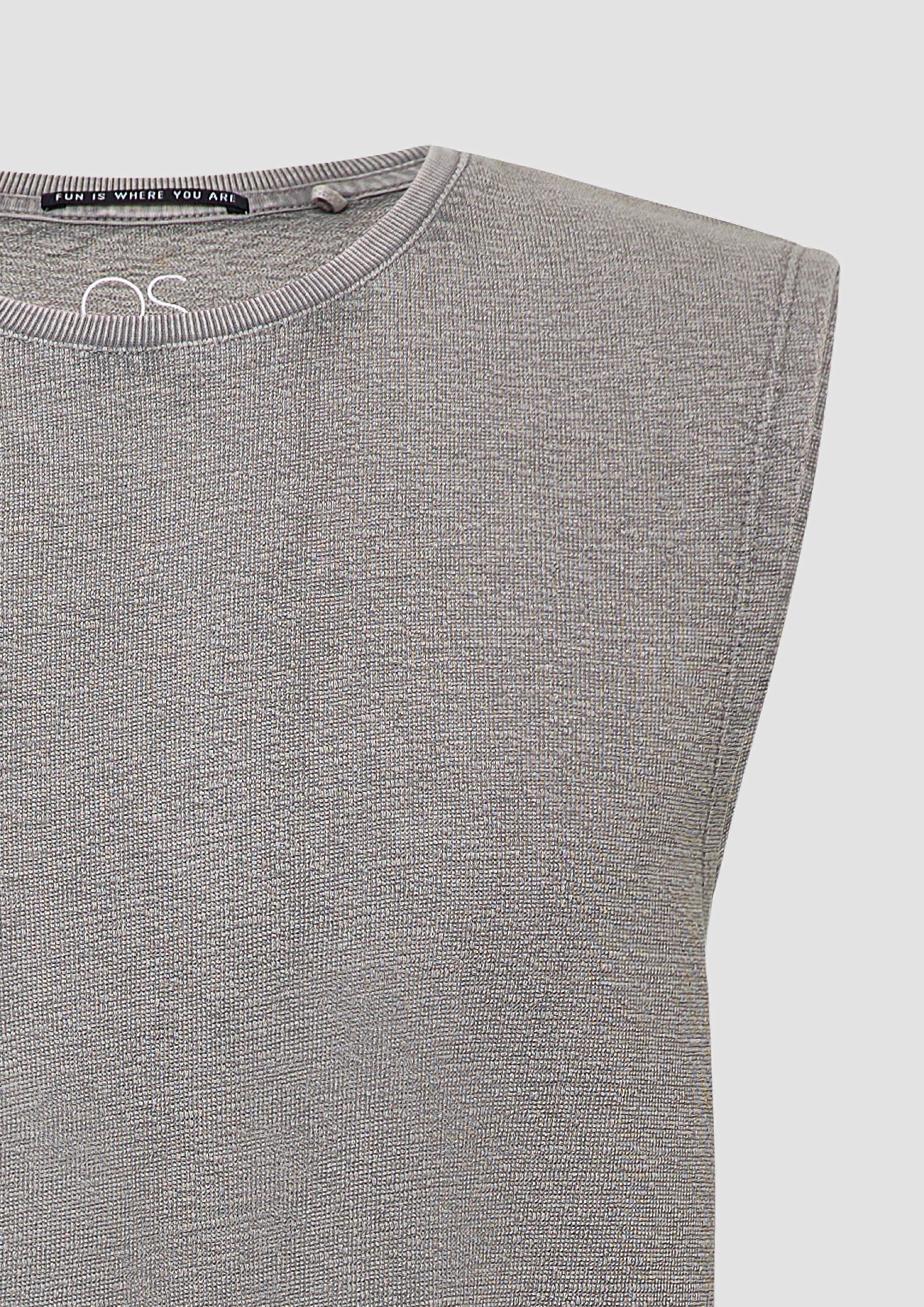 T-Shirt in 9163 & 5884