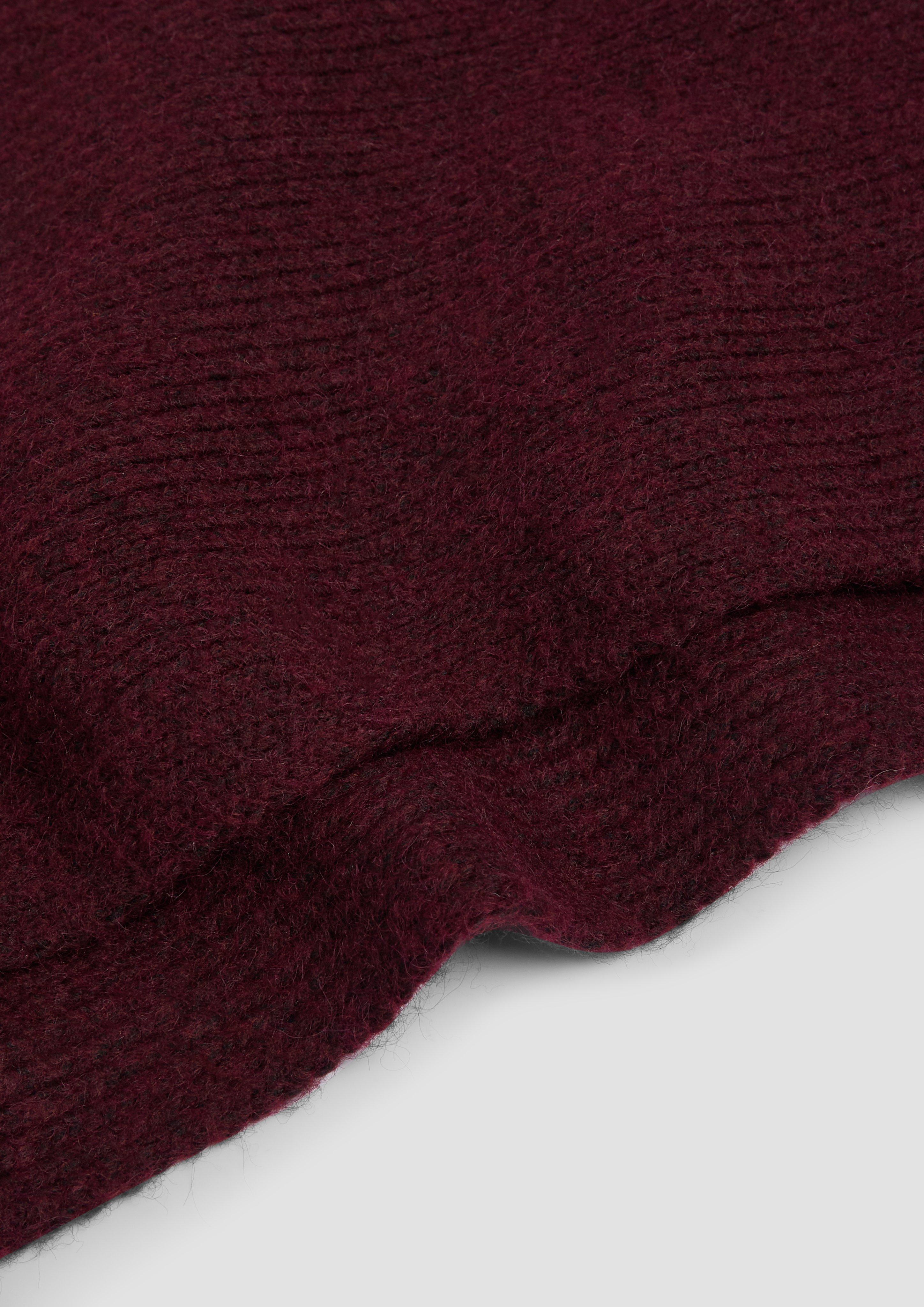 Šátek in 3902, 6232, 4311 & 81W1