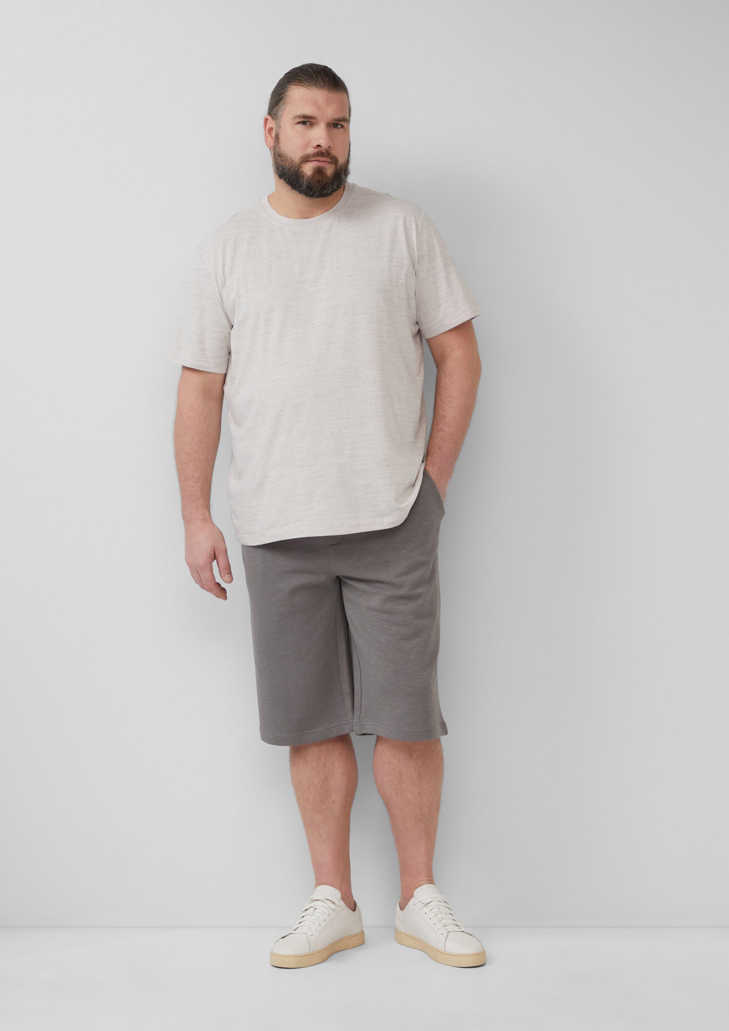 Bermuda in 9467, 6540, 5852 &amp; 7880