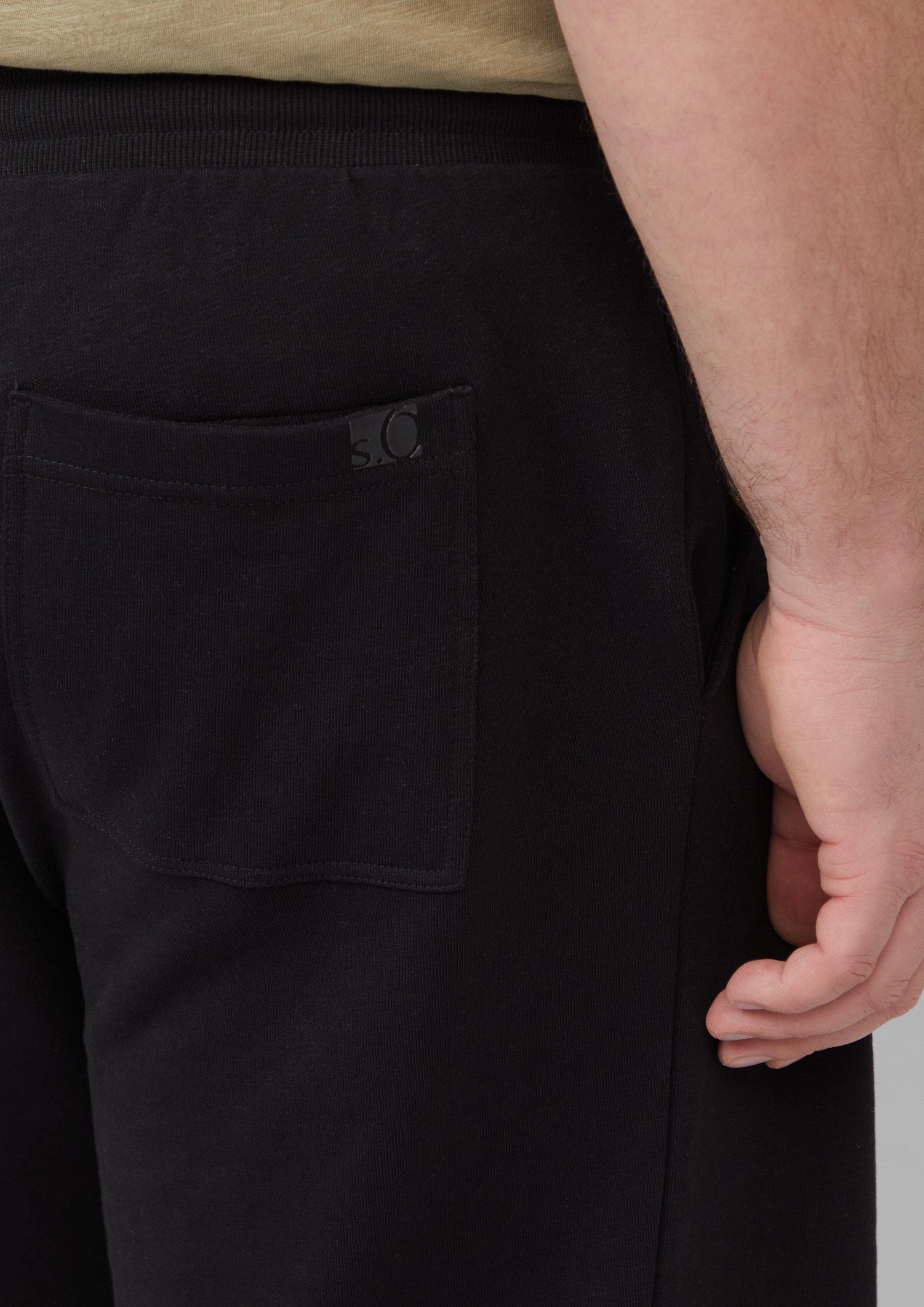 Bermuda in 9999, 6540, 9467, 5852 & 7880