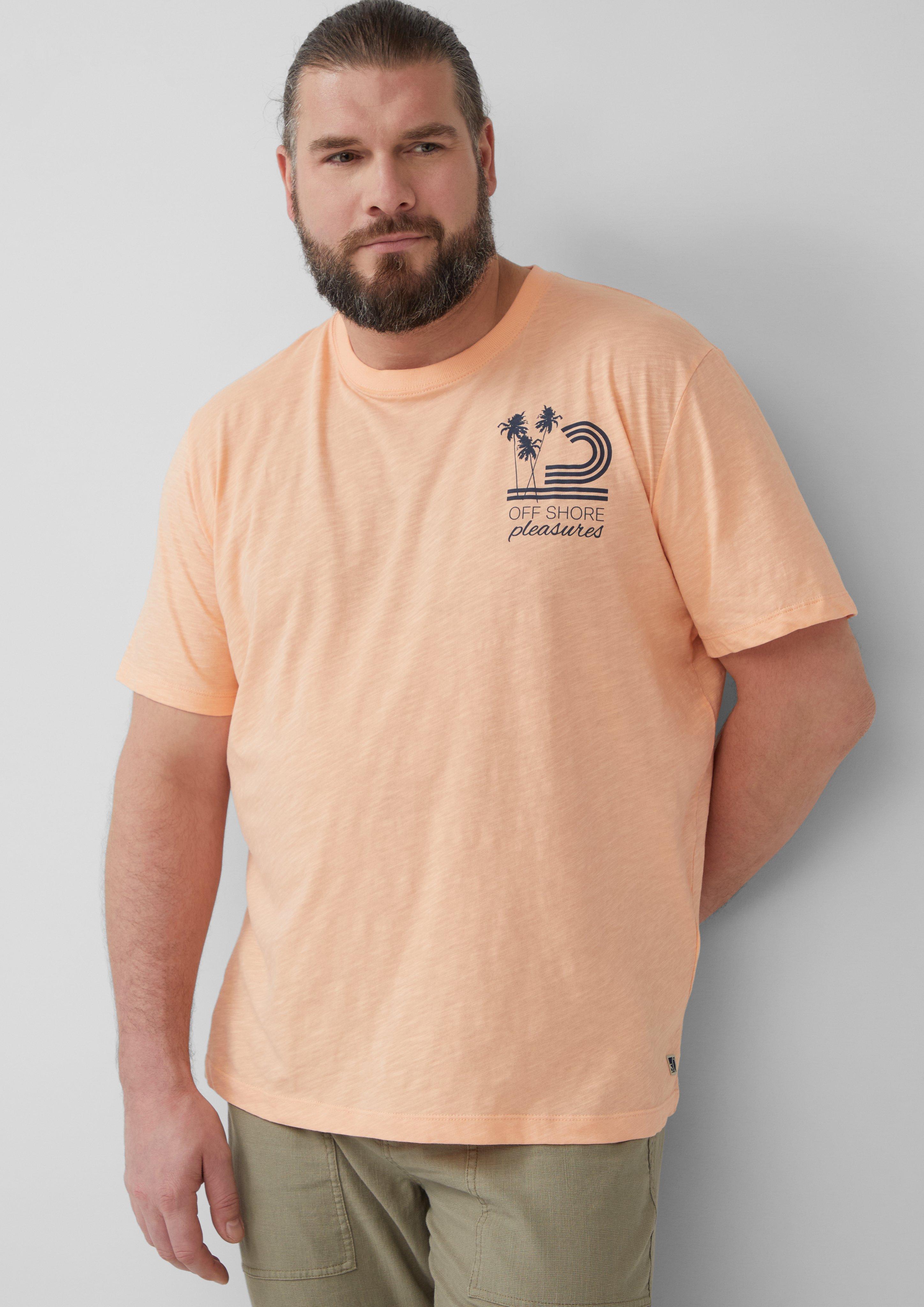 T-Shirt in 20D6, 01D1, 62D4, 65D3, 78D6 & 58D5