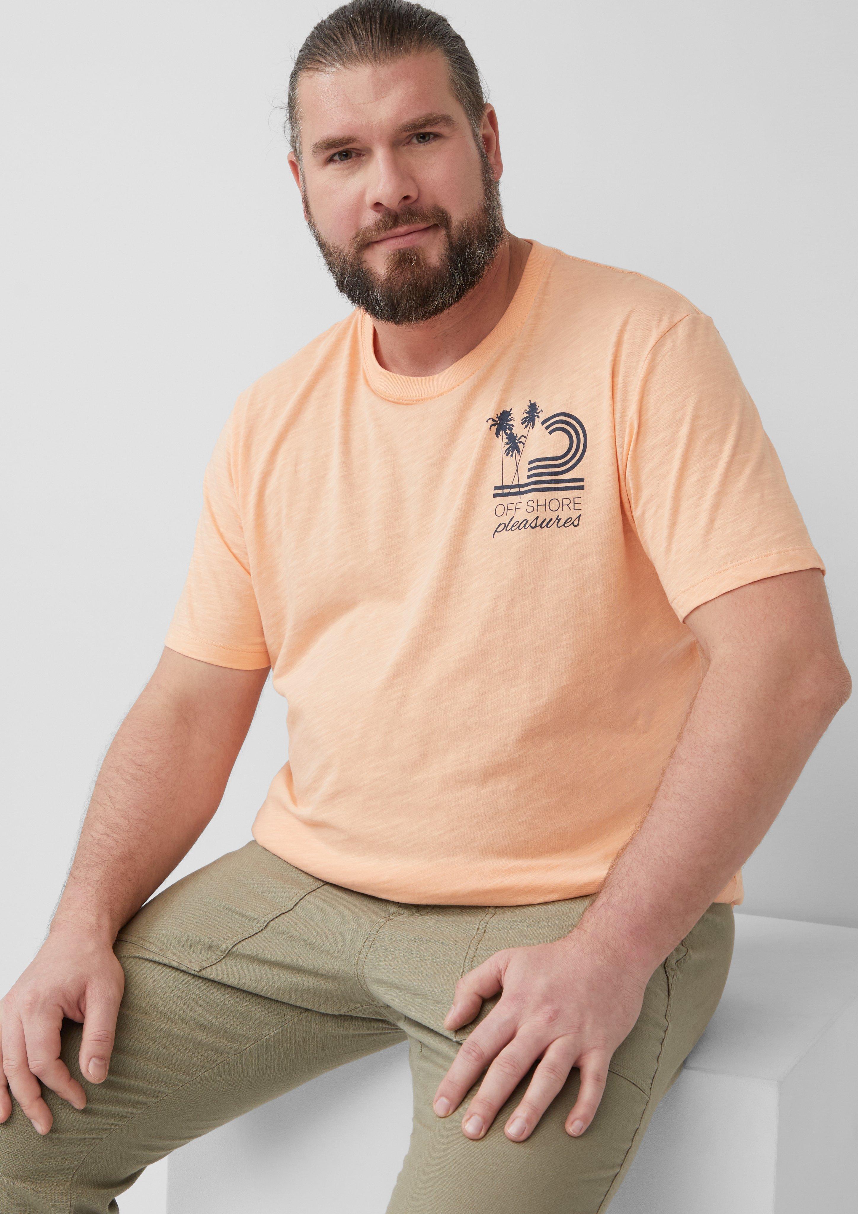 T-shirt in 20D6, 01D1, 62D4, 65D3, 78D6 &amp; 58D5