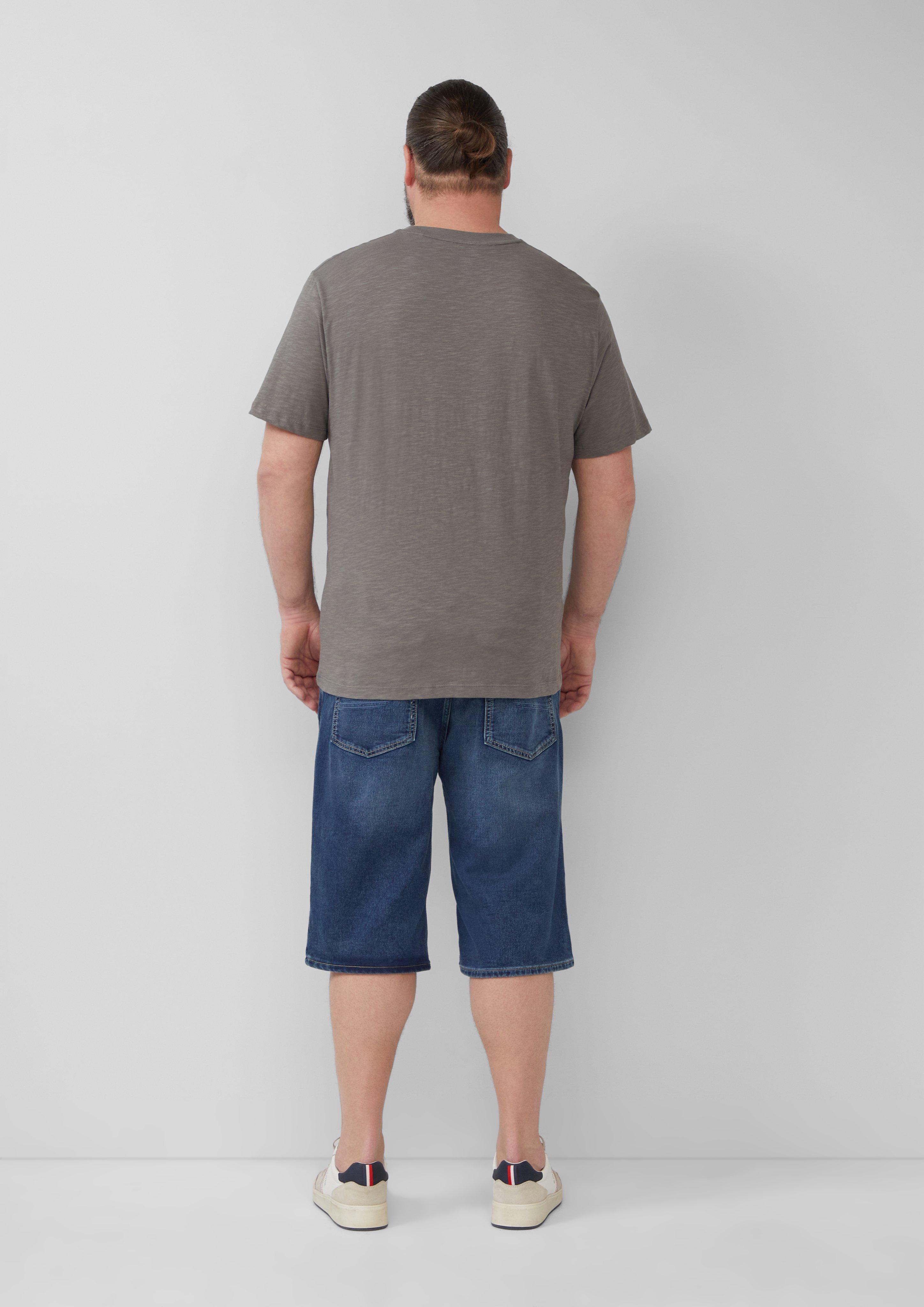 Majica in 94D1, 20D6, 01D1, 62D4, 65D3, 78D6 & 58D5