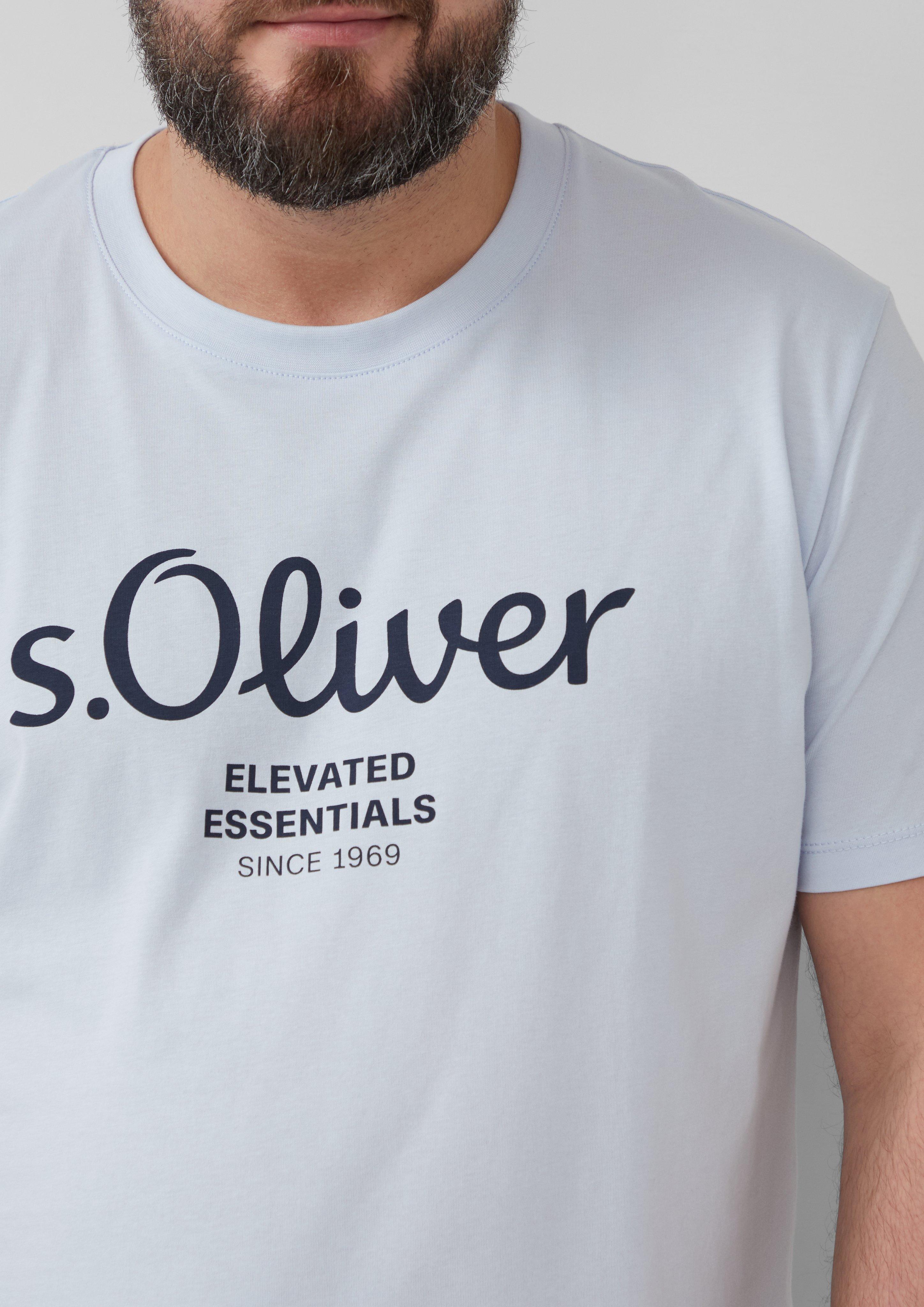 T-shirt in 50D1, 67D1, 55D1, 54D1, 01D2, 42D1, 20D1 & 99D2