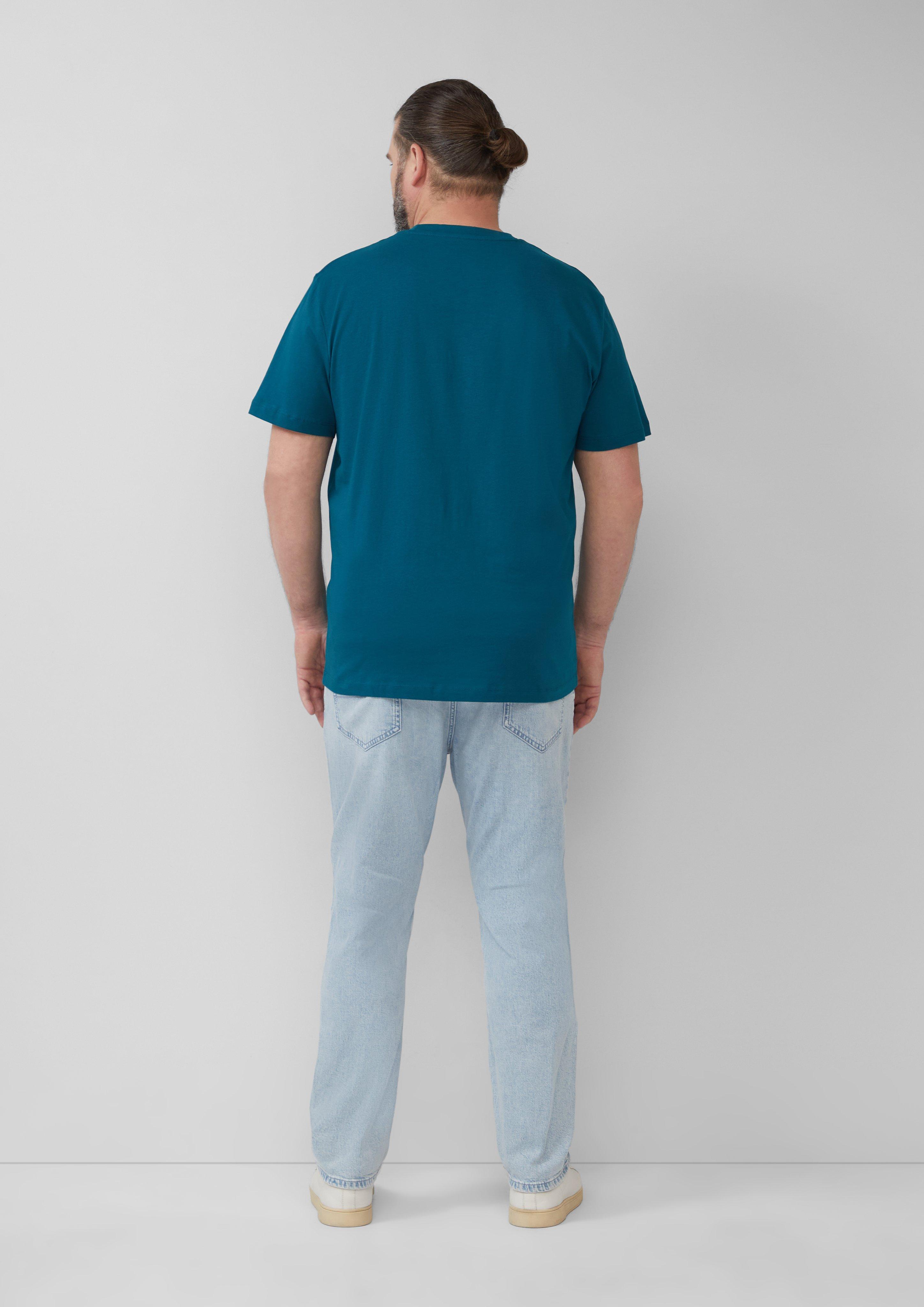 T-Shirt in 67D1, 55D1, 54D1, 01D2, 42D1, 20D1, 50D1 & 99D2