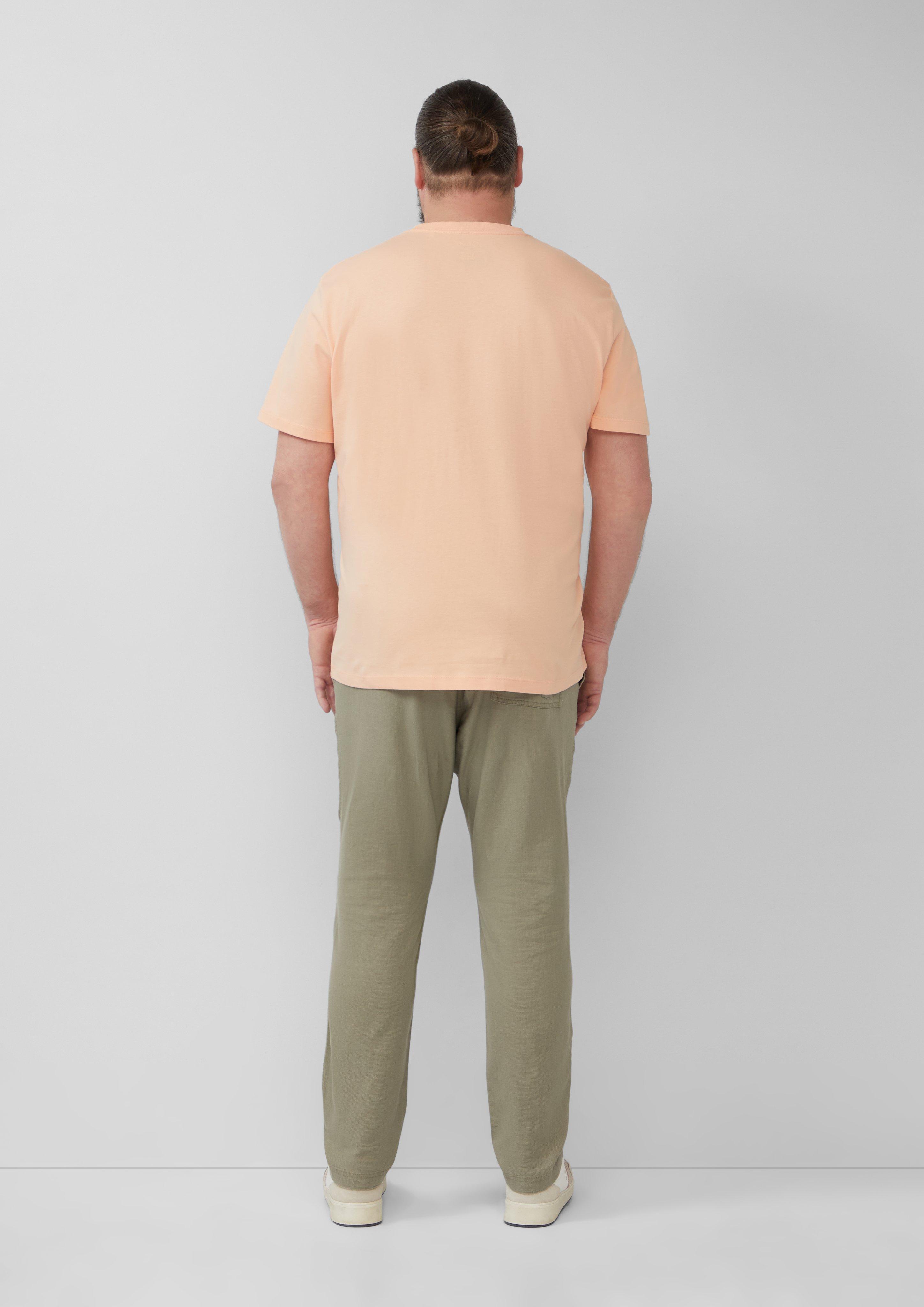 T-shirt in 20D2, 99D2, 78D2, 58D1, 62D1, 01D1 & 65D1