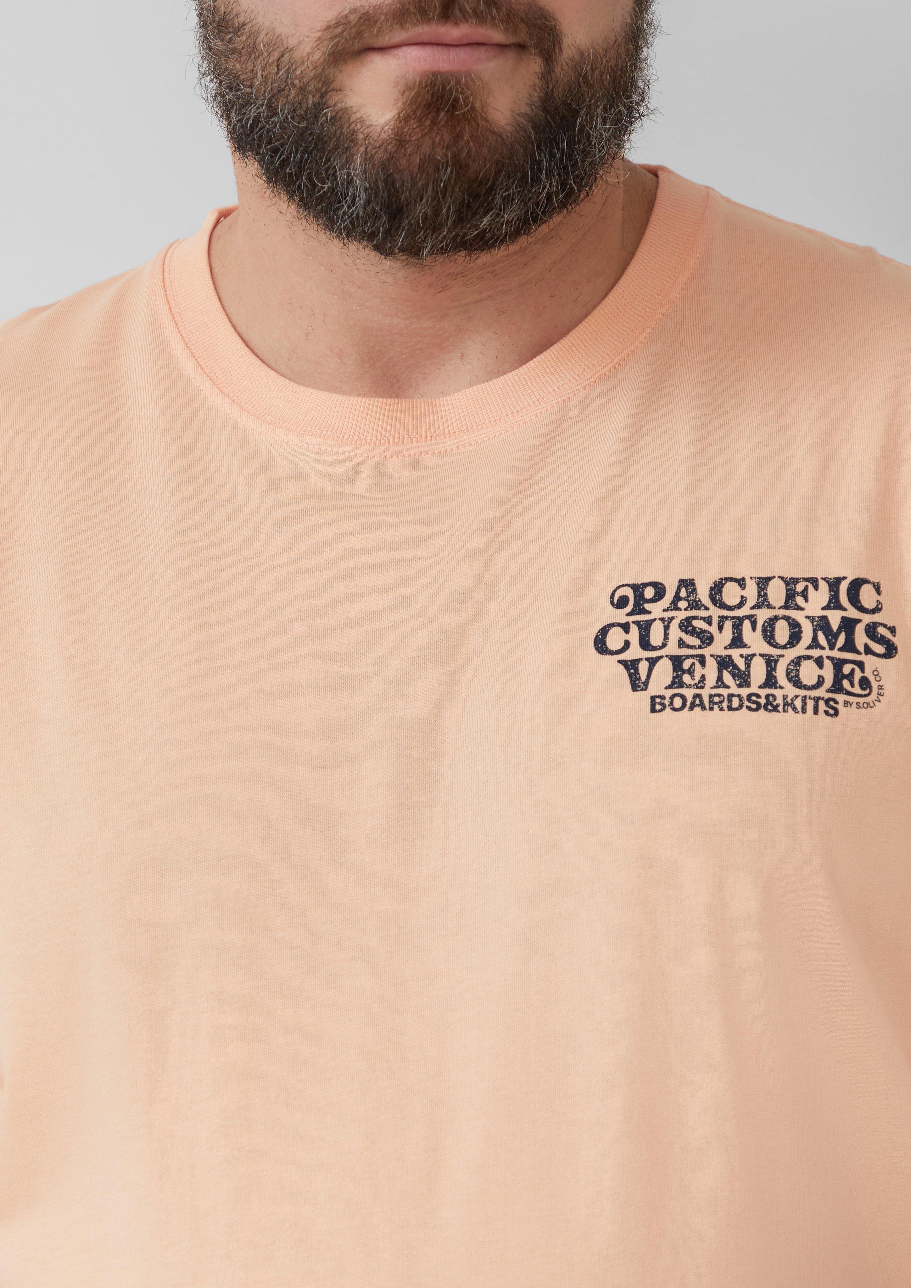 T-shirt in 20D2, 99D2, 78D2, 58D1, 62D1, 01D1 & 65D1