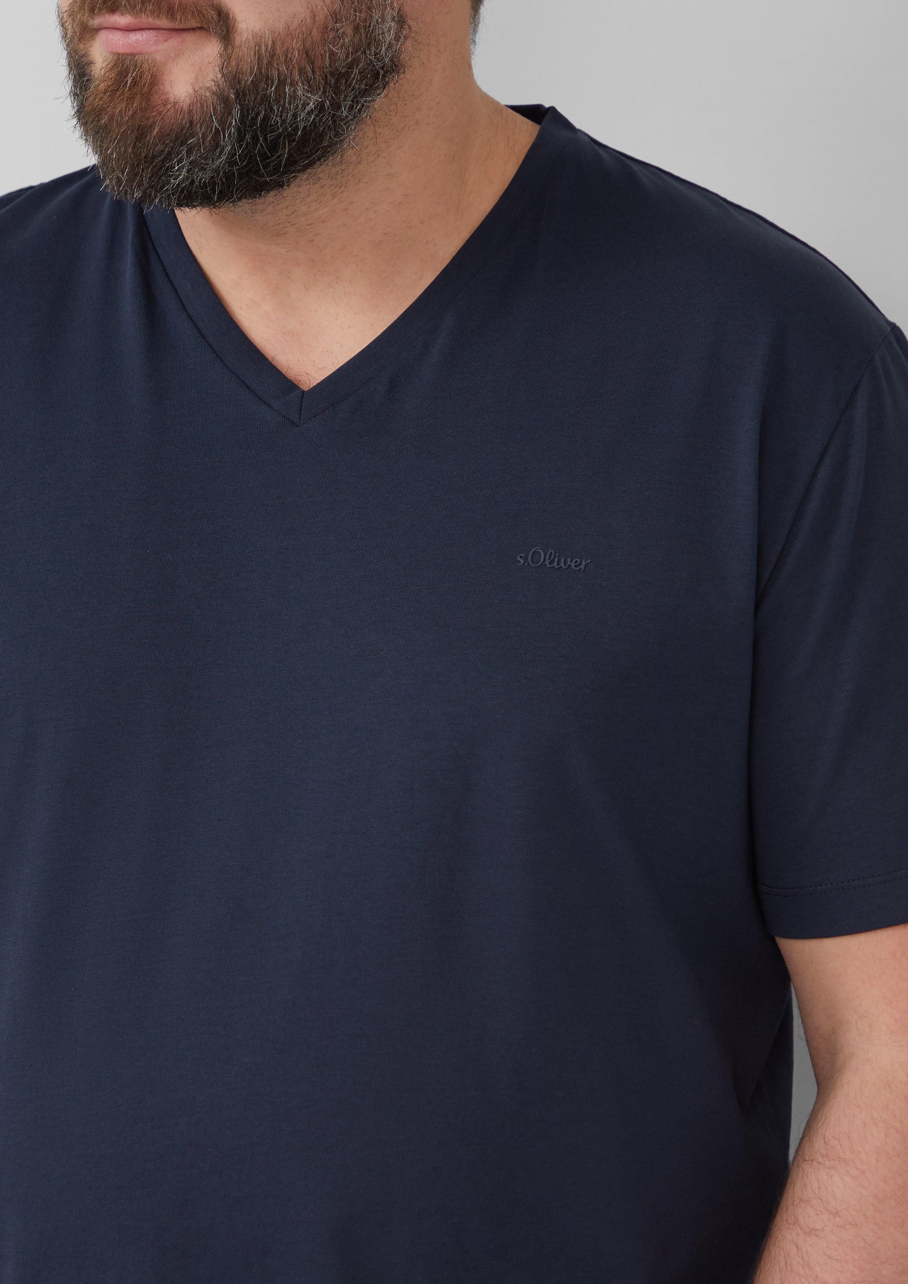 T-shirt in 5978, 7940, 6565, 6501, 0100 & 9581