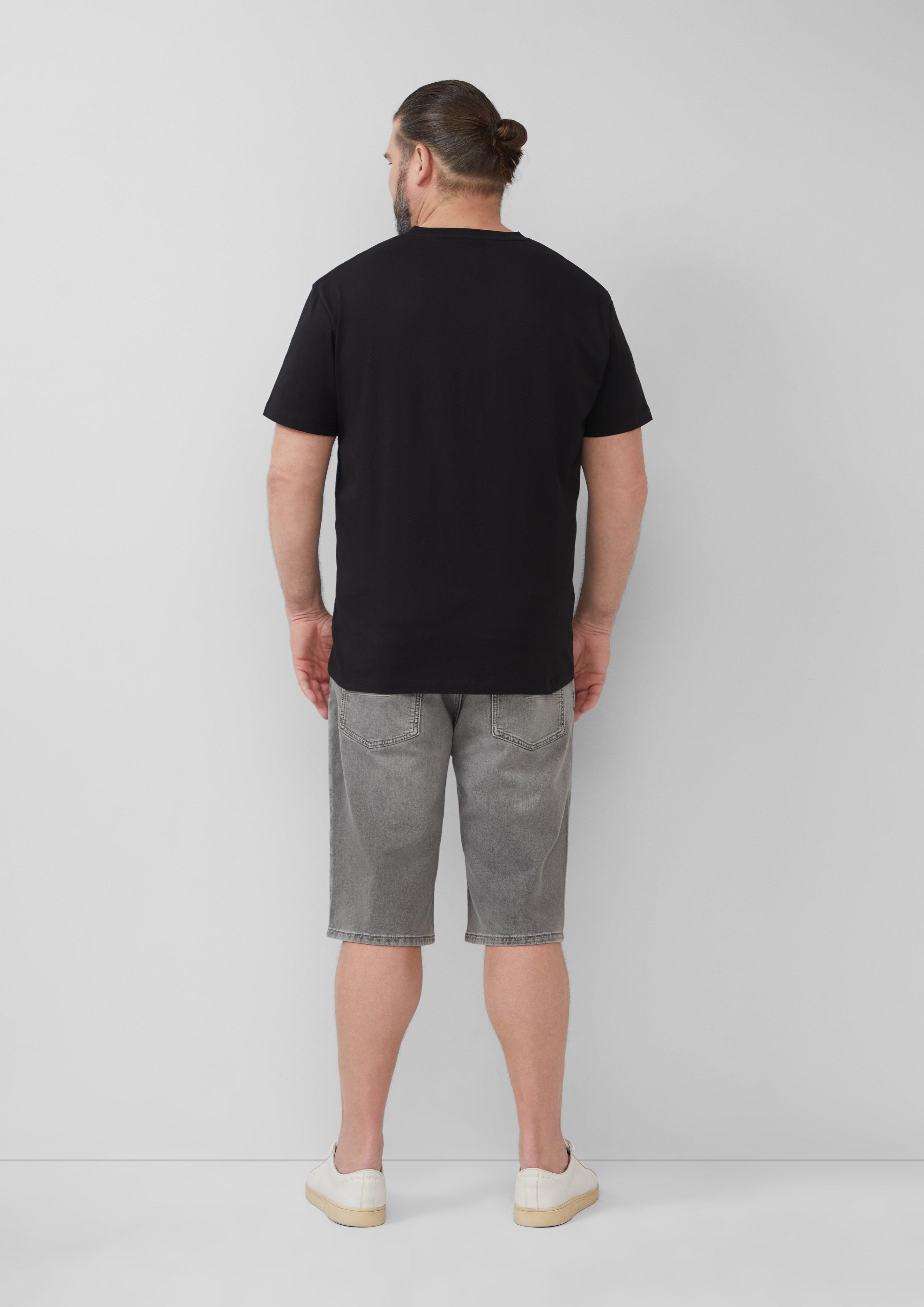 T-Shirt in 9999, 7940, 6565, 6501, 0100, 9581 & 5978