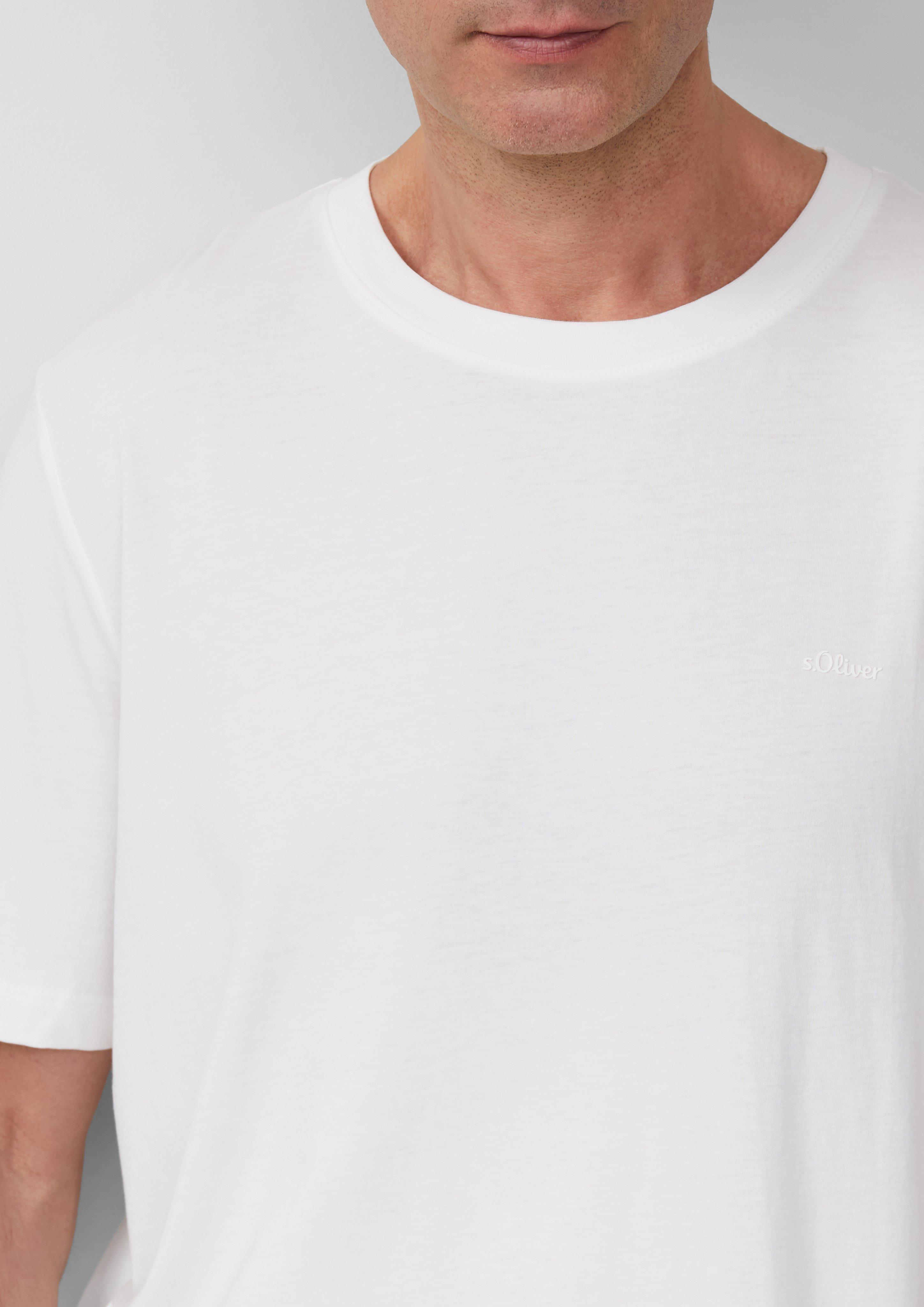 T-Shirt in 0100 & 7940