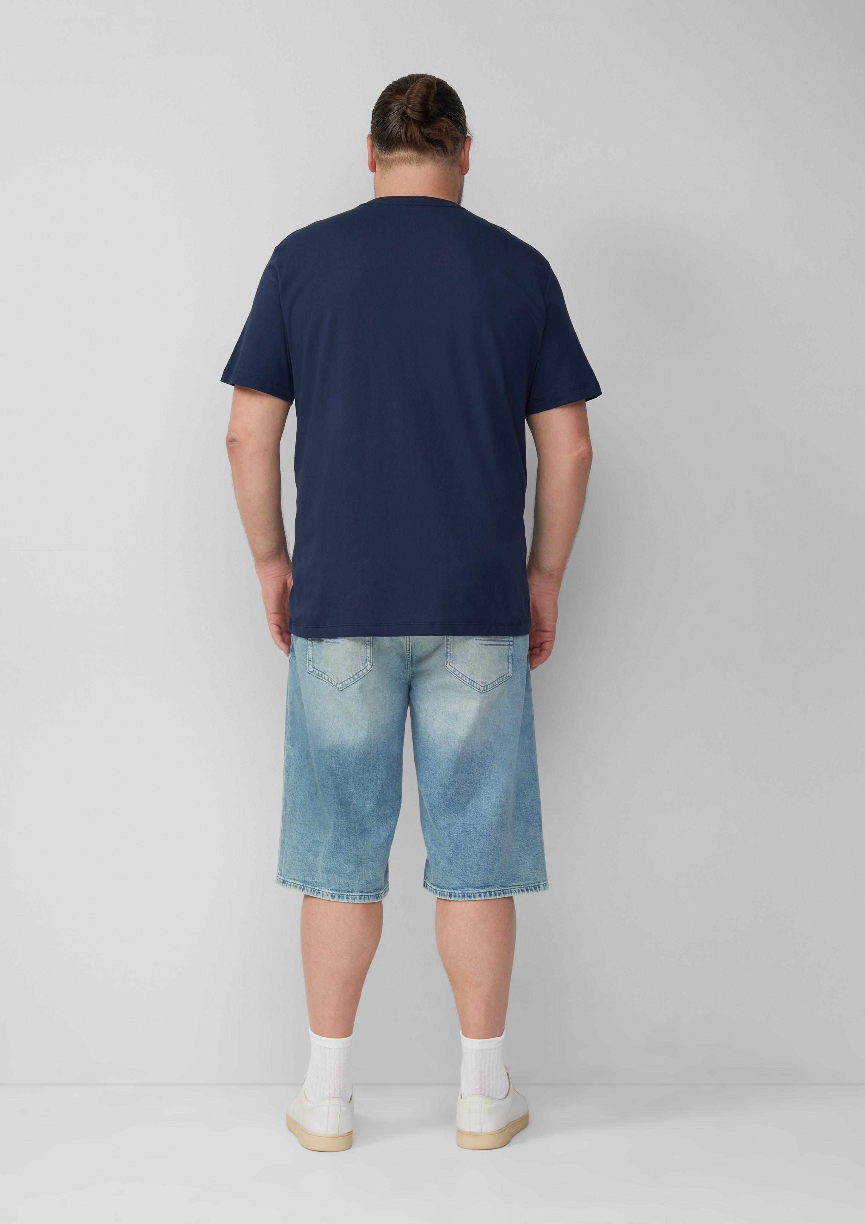 T-Shirt in 58D1, 75D1, 20D1, 60D1 & 01D1