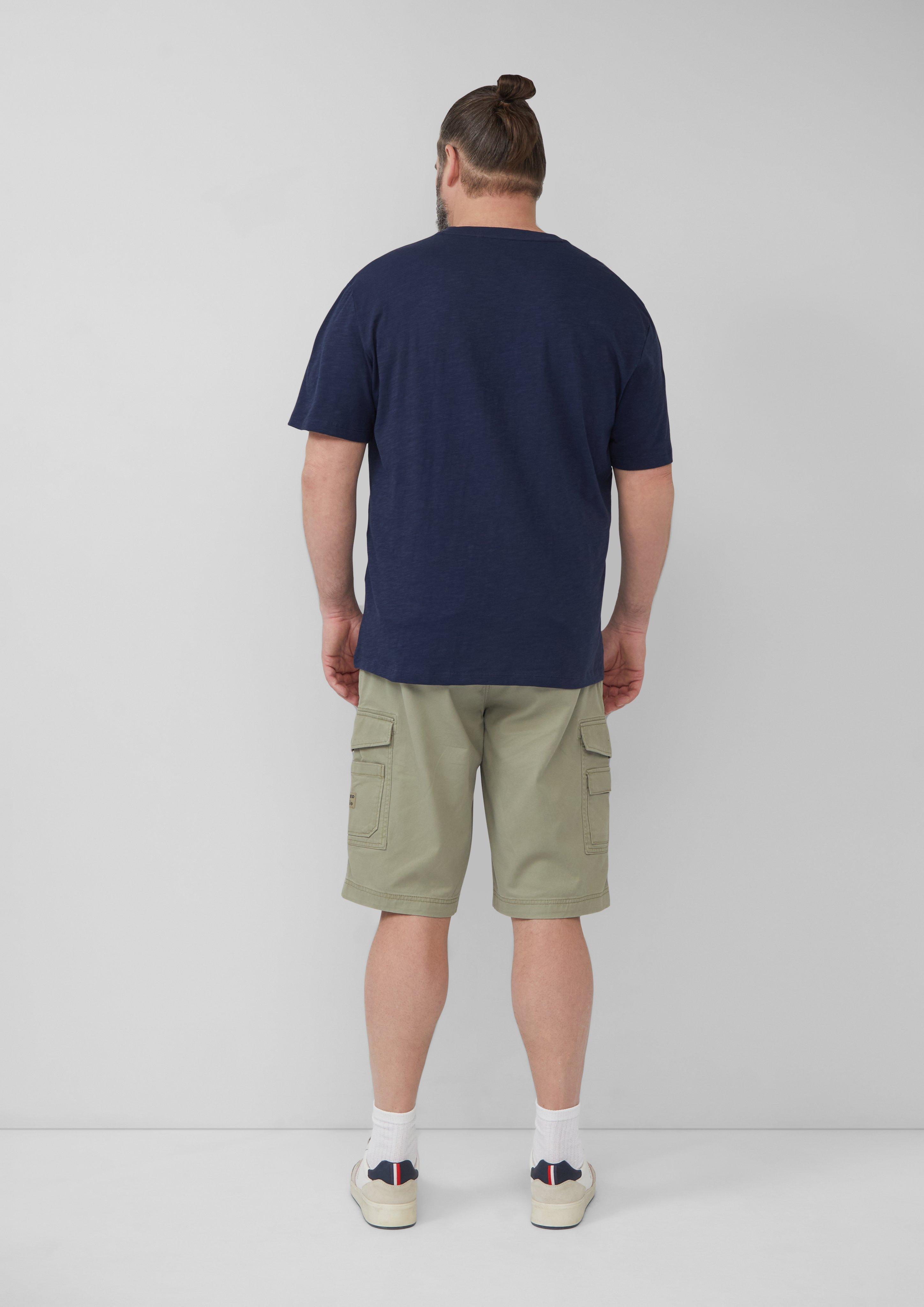 T-Shirt in 5852, 7880 & 7595