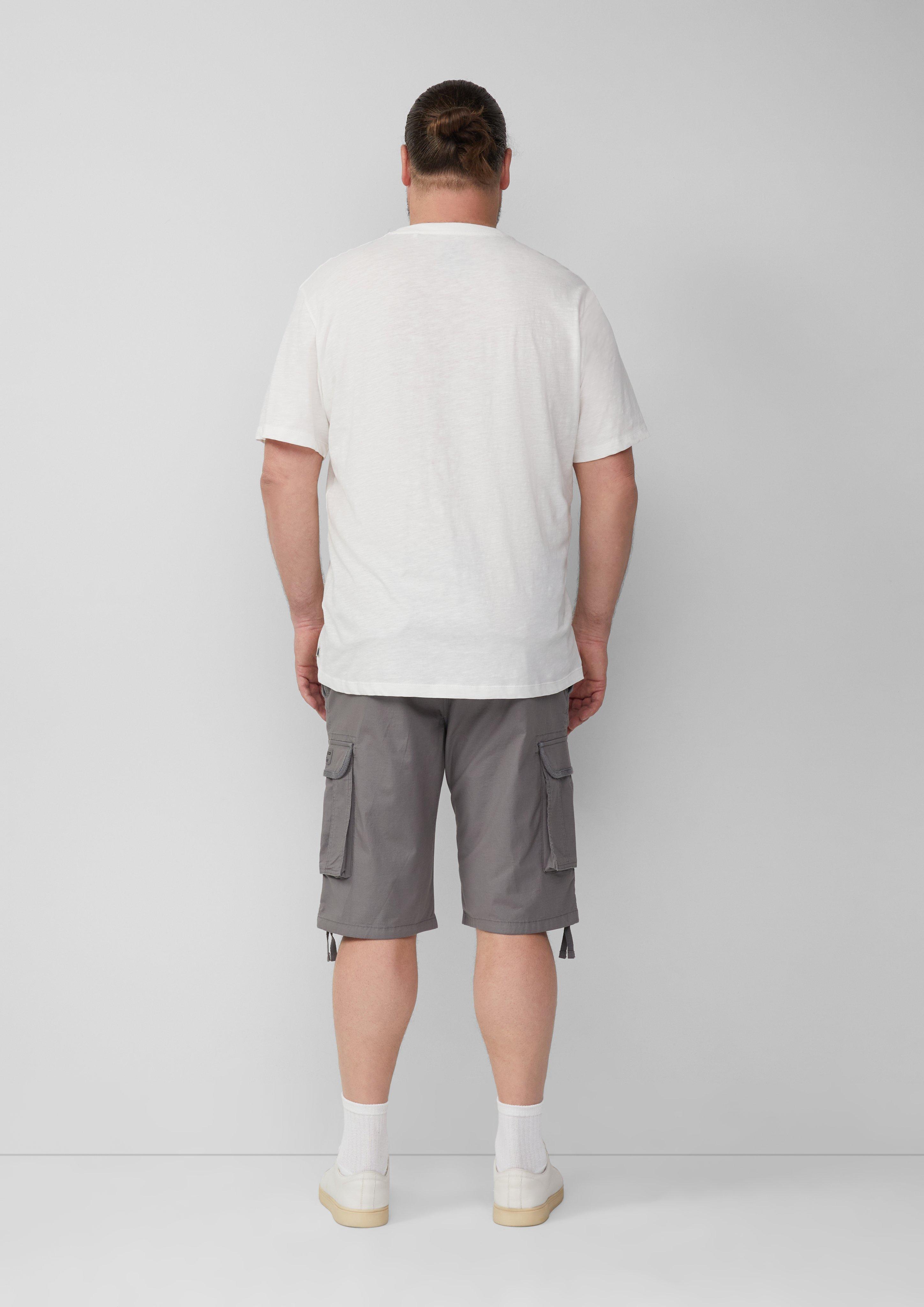 Bermuda in 9467 & 7880