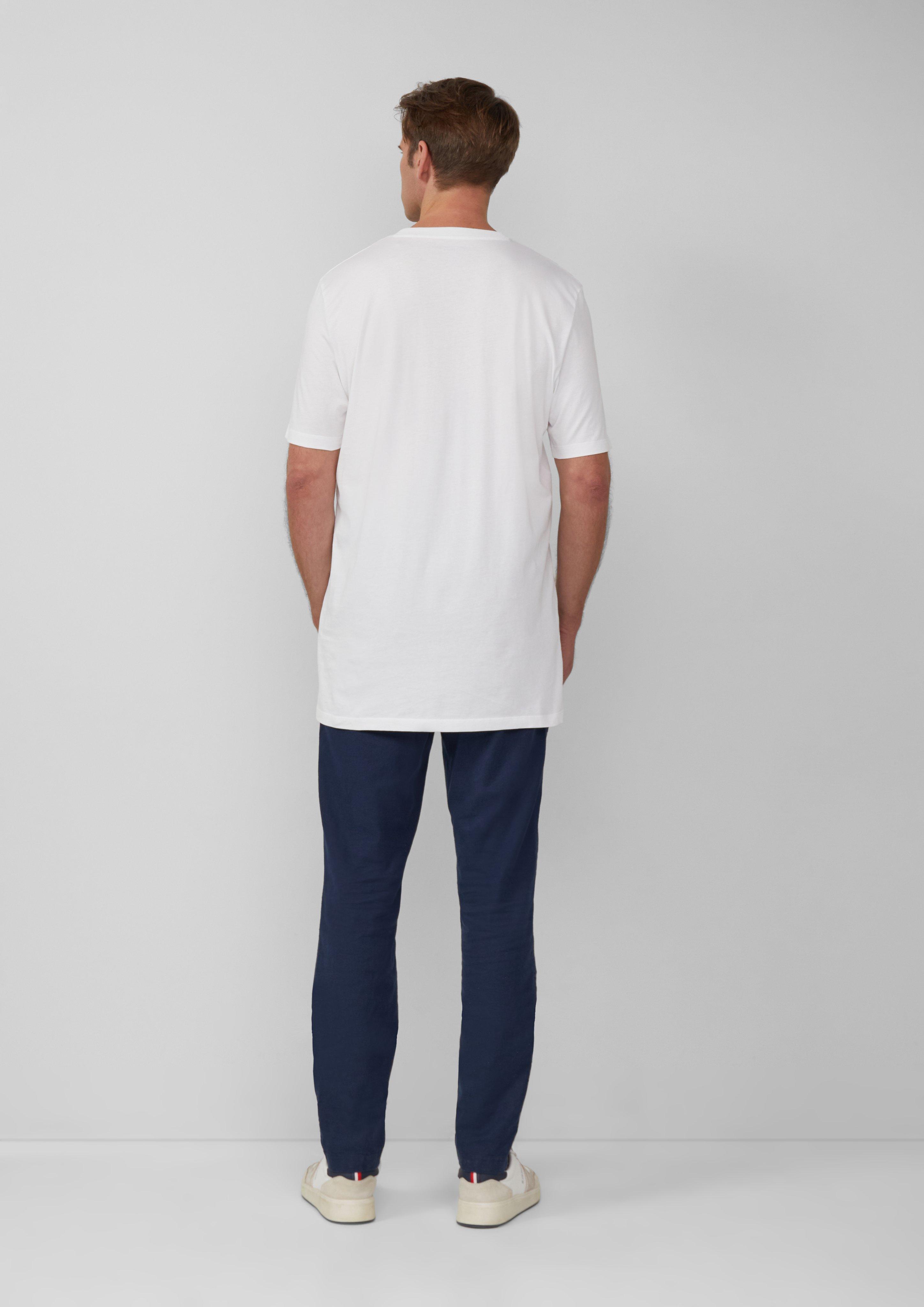 T-shirt in 0100, 9999, 7595 & 6092