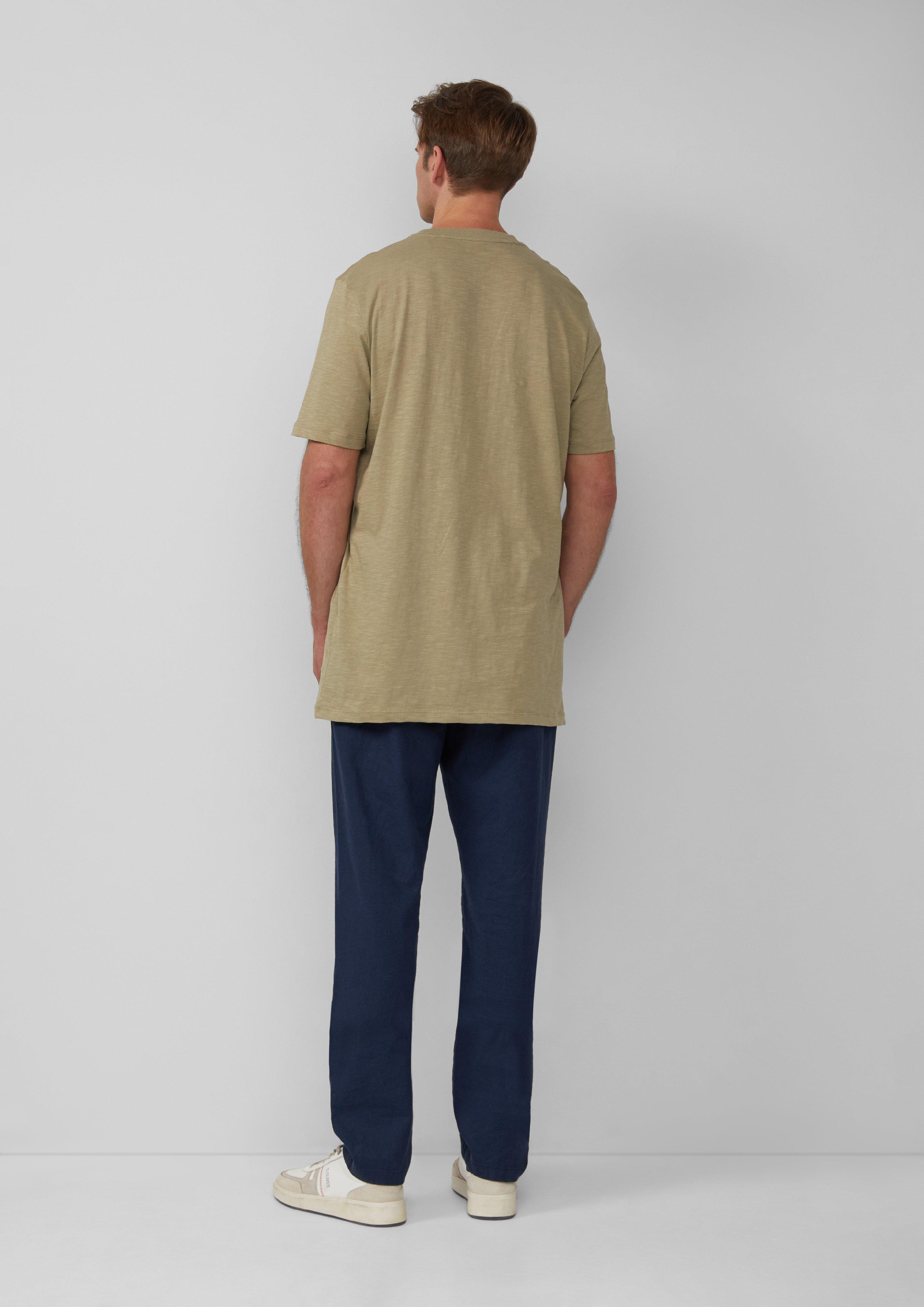 T-shirt in 7880, 7595, 5852 & 6092