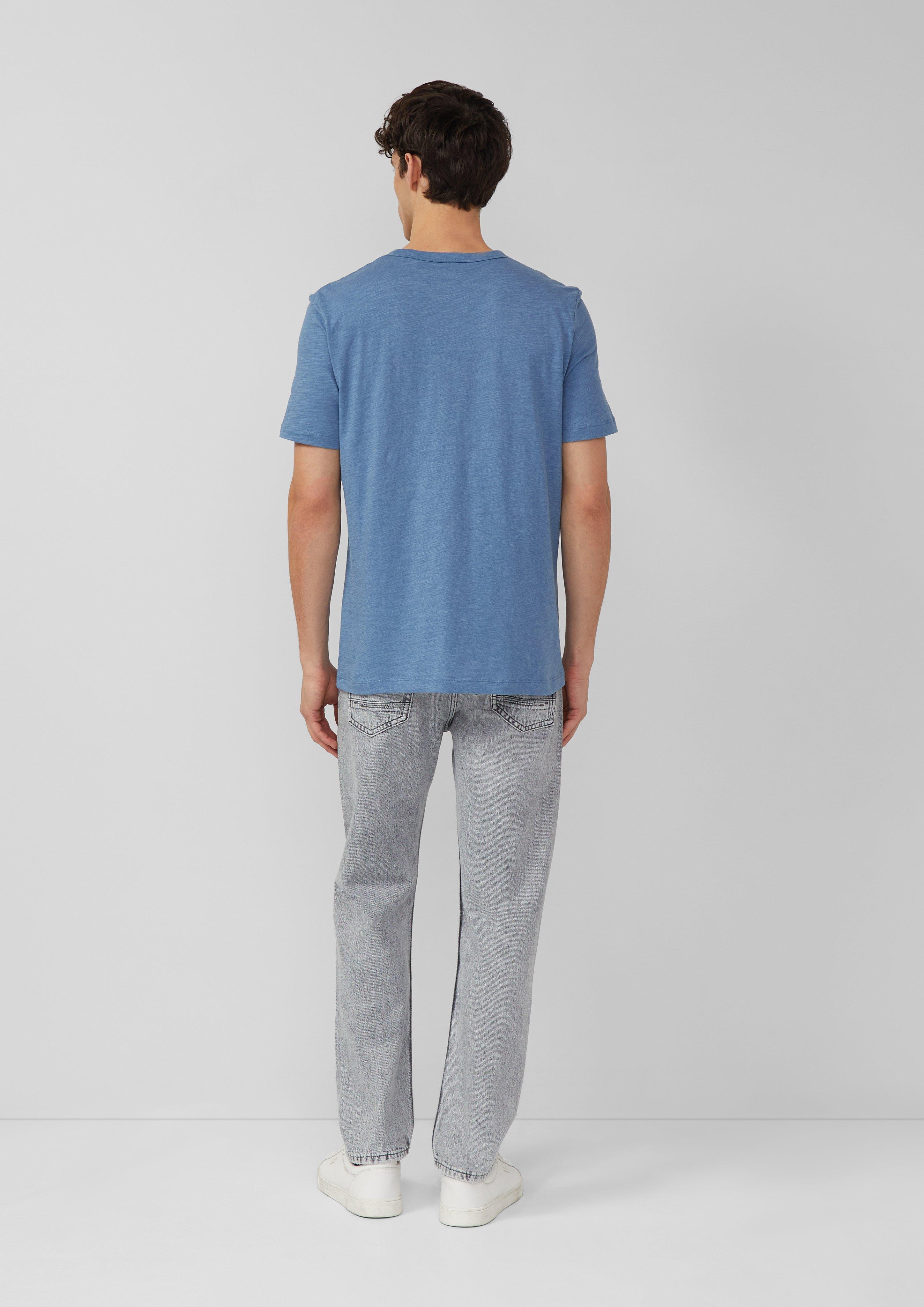 T-shirt in 62D1, 59D1, 02D1, 02D2, 59D2, 79D2, 61D2 & 72D1