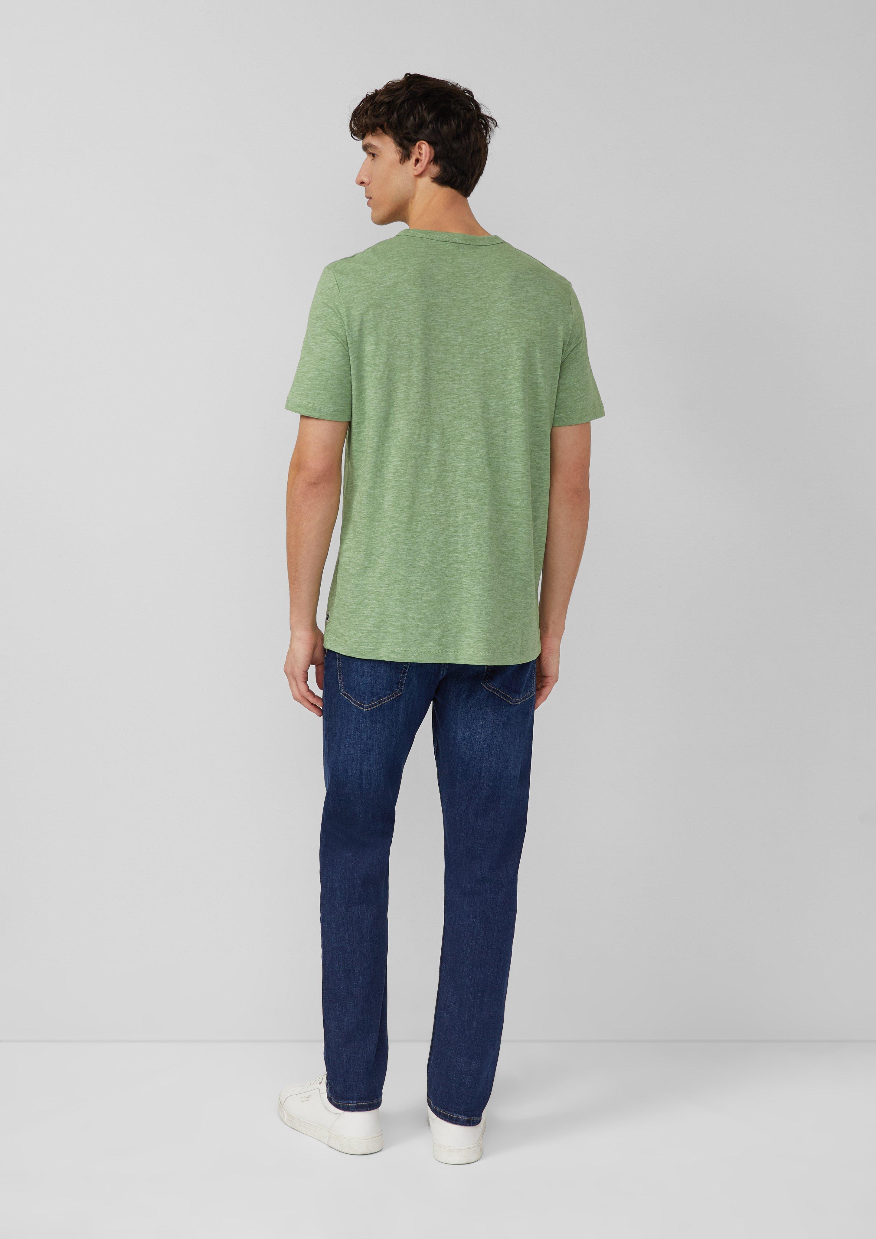 T-shirt in 72D1, 59D1, 02D1, 02D2, 59D2, 79D2, 61D2 & 62D1