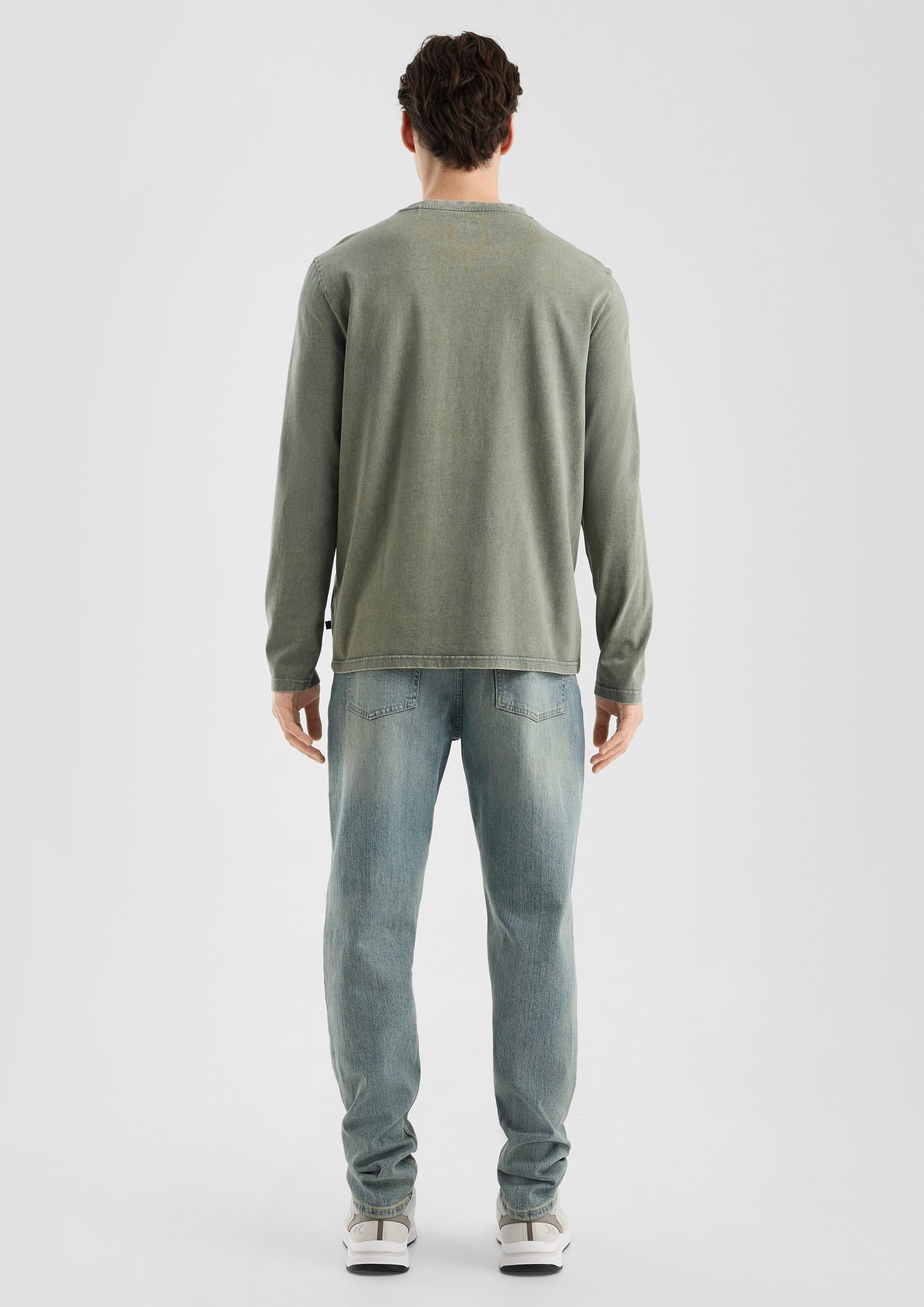 T-shirt in 7928 & 9999